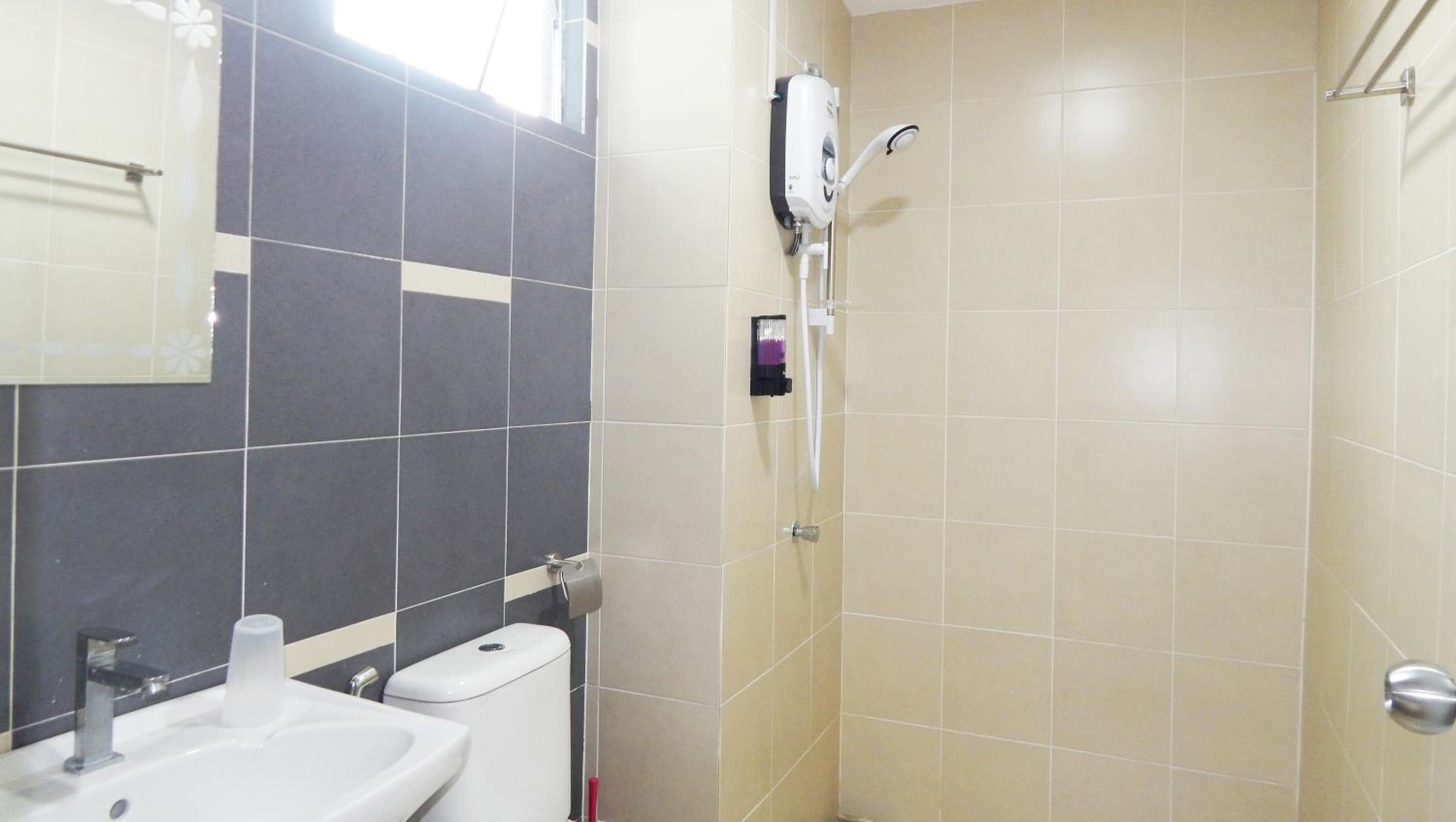 Wadi Iman Guesthouse @ i-City