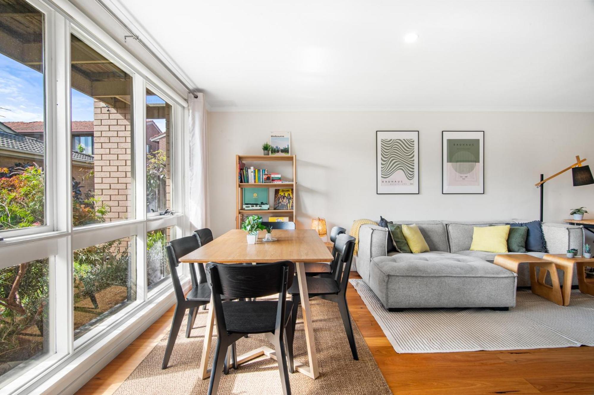 Family Friendly 3-Bed with Courtyard & Parking