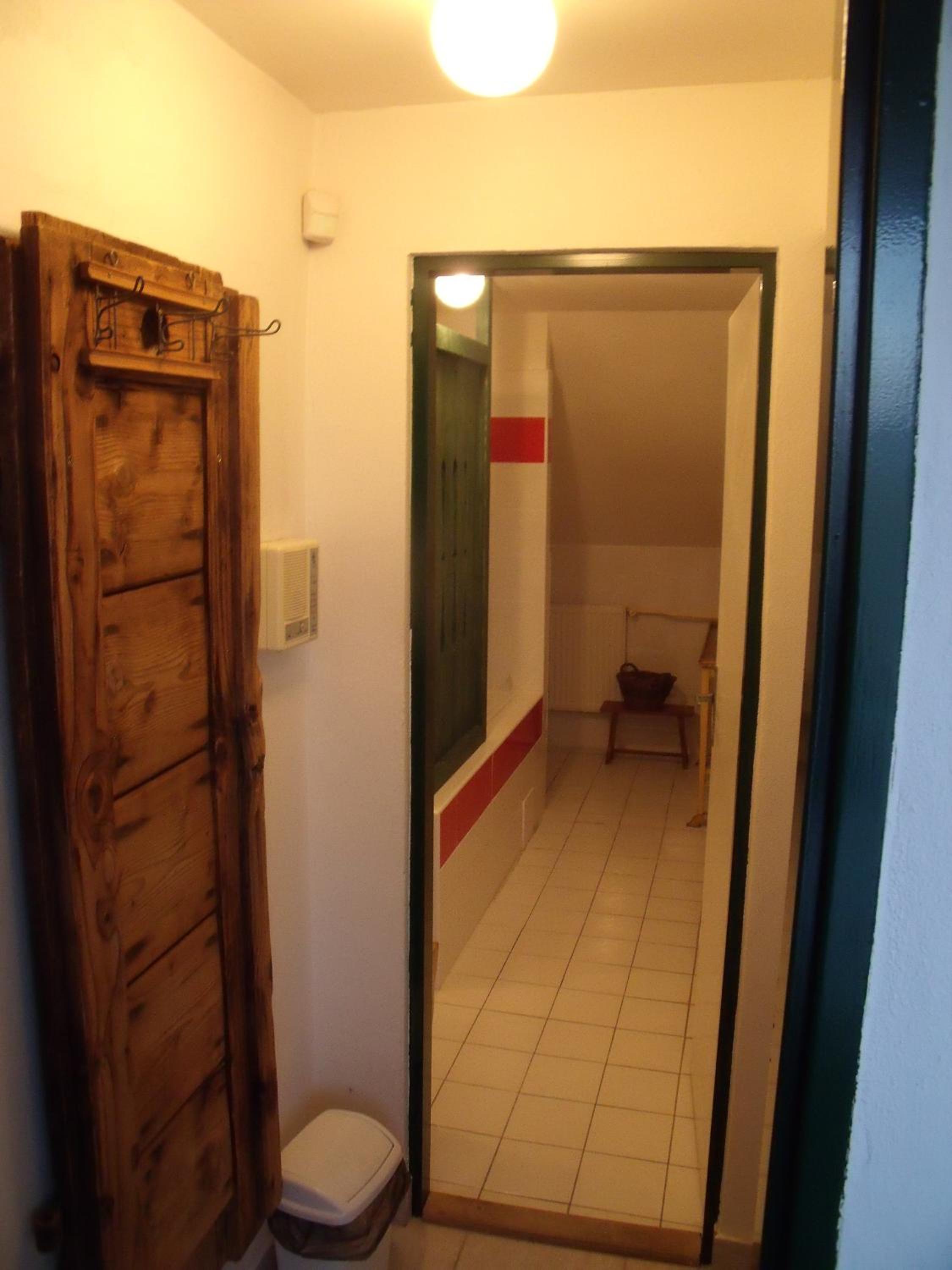 Photo 46