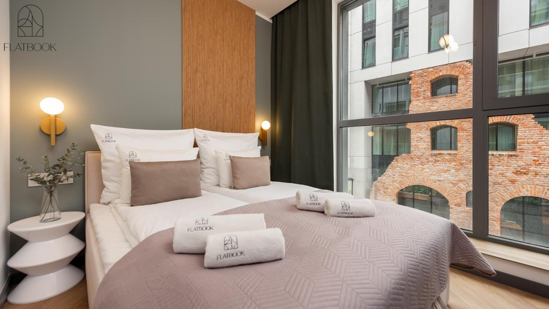 Flatbook-Granaria Premium Apartments with Sauna in the City Center