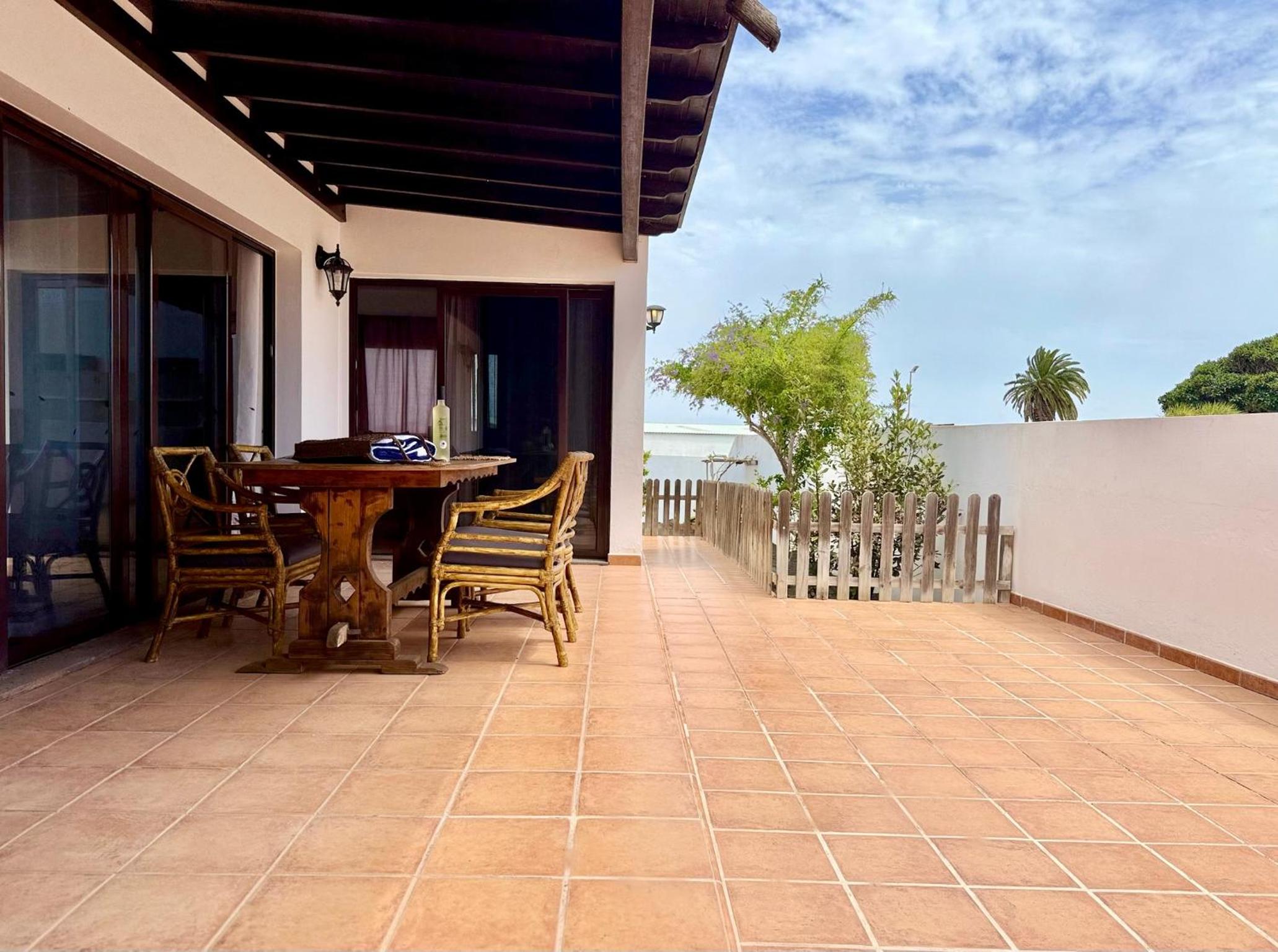 Canaryislandshost I Tauco