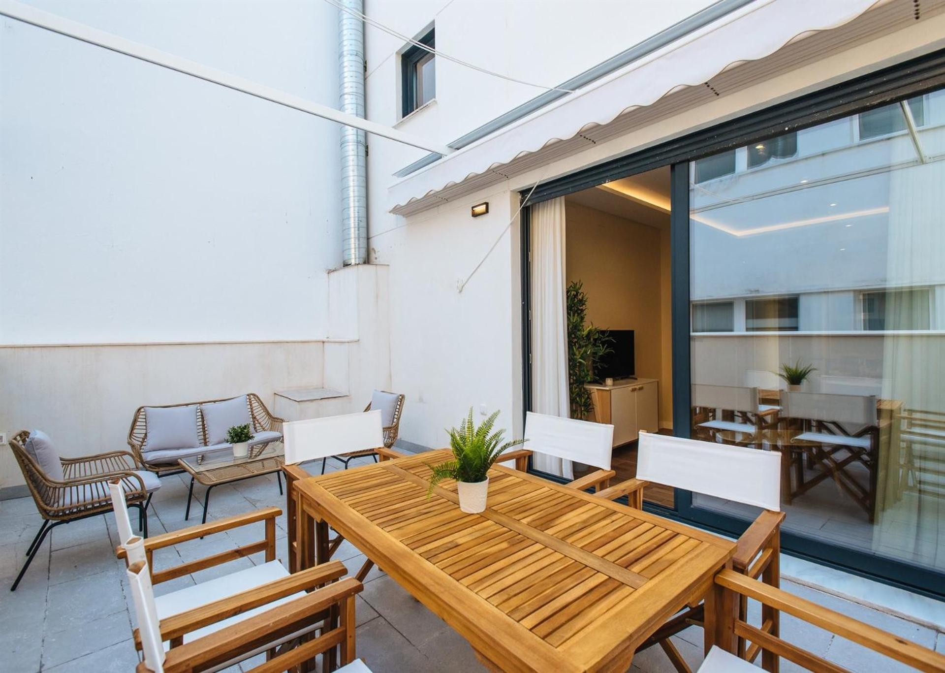 San Martín with Private Terrace