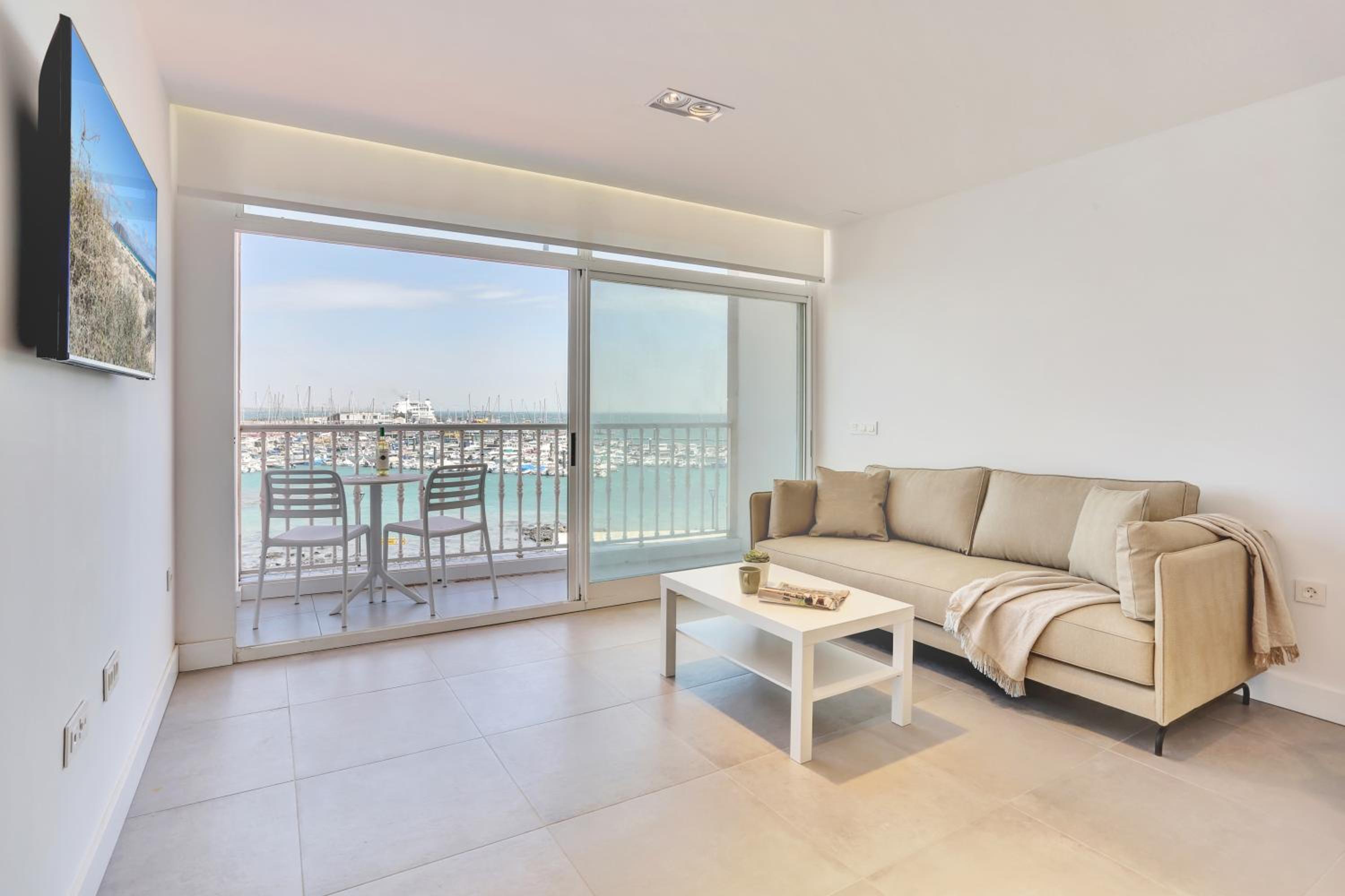 Alba & Daniel's Suite con Vista su Lobos, Corralejo