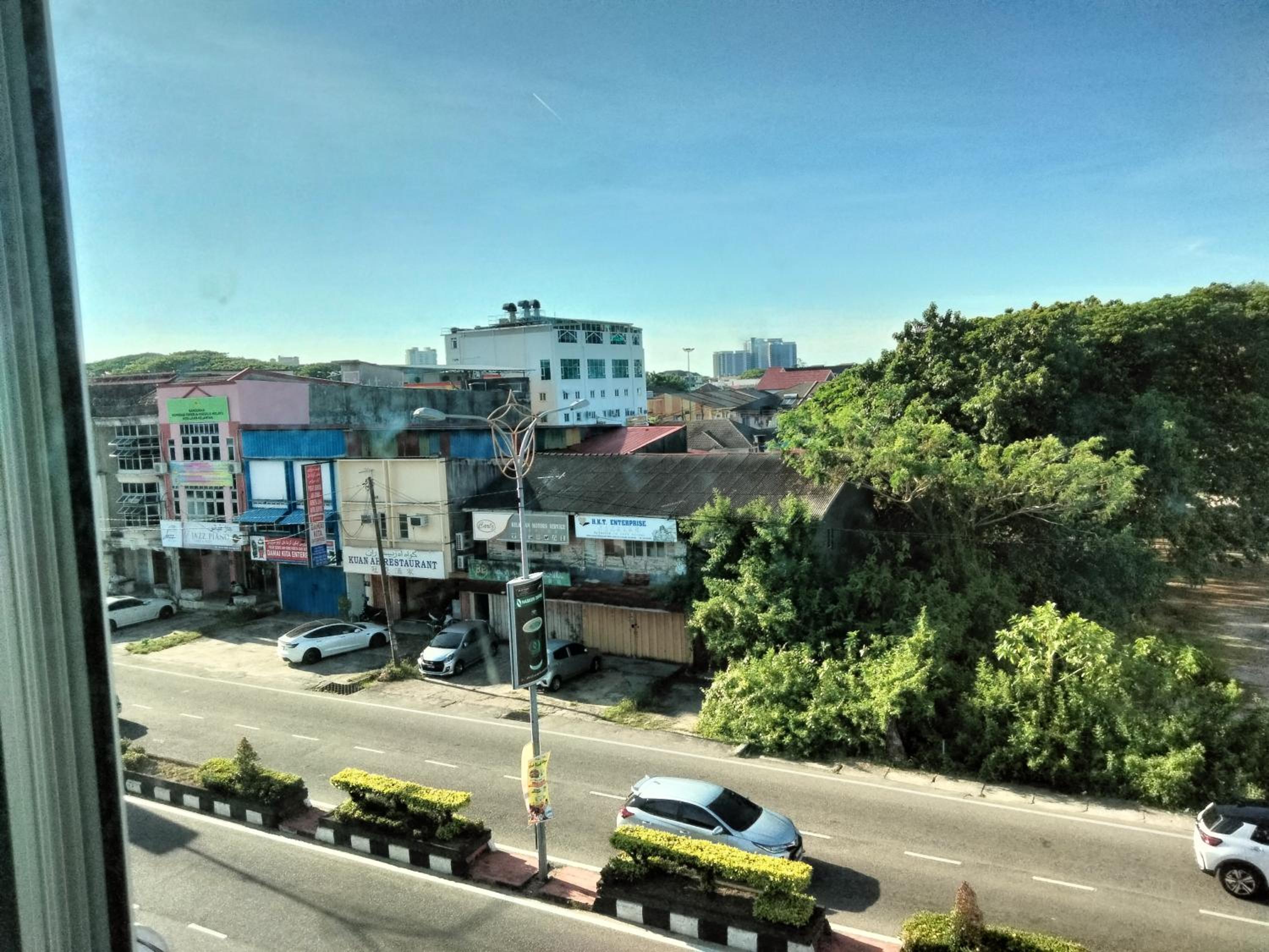 Hotel Bajet DNOOR Kota Bharu