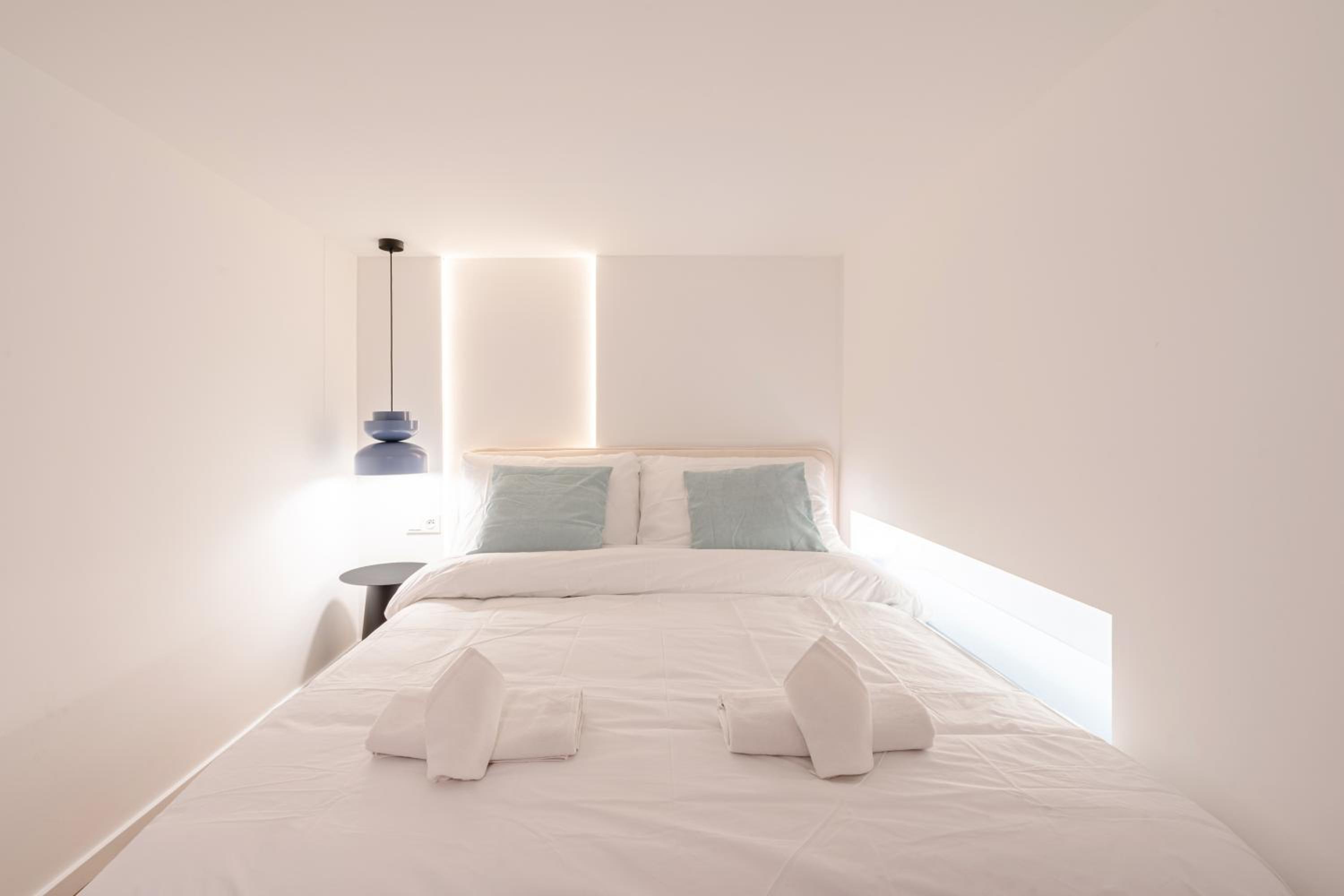 Dob 70 - Boutique Apartments, Best Location by BQA