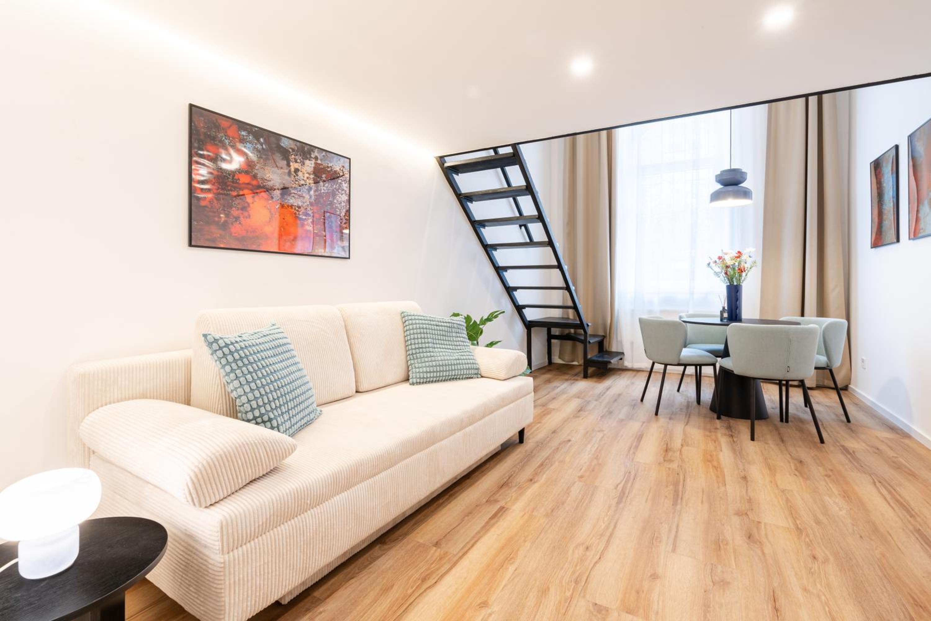 Dob 70 - Boutique Apartments, Best Location by BQA