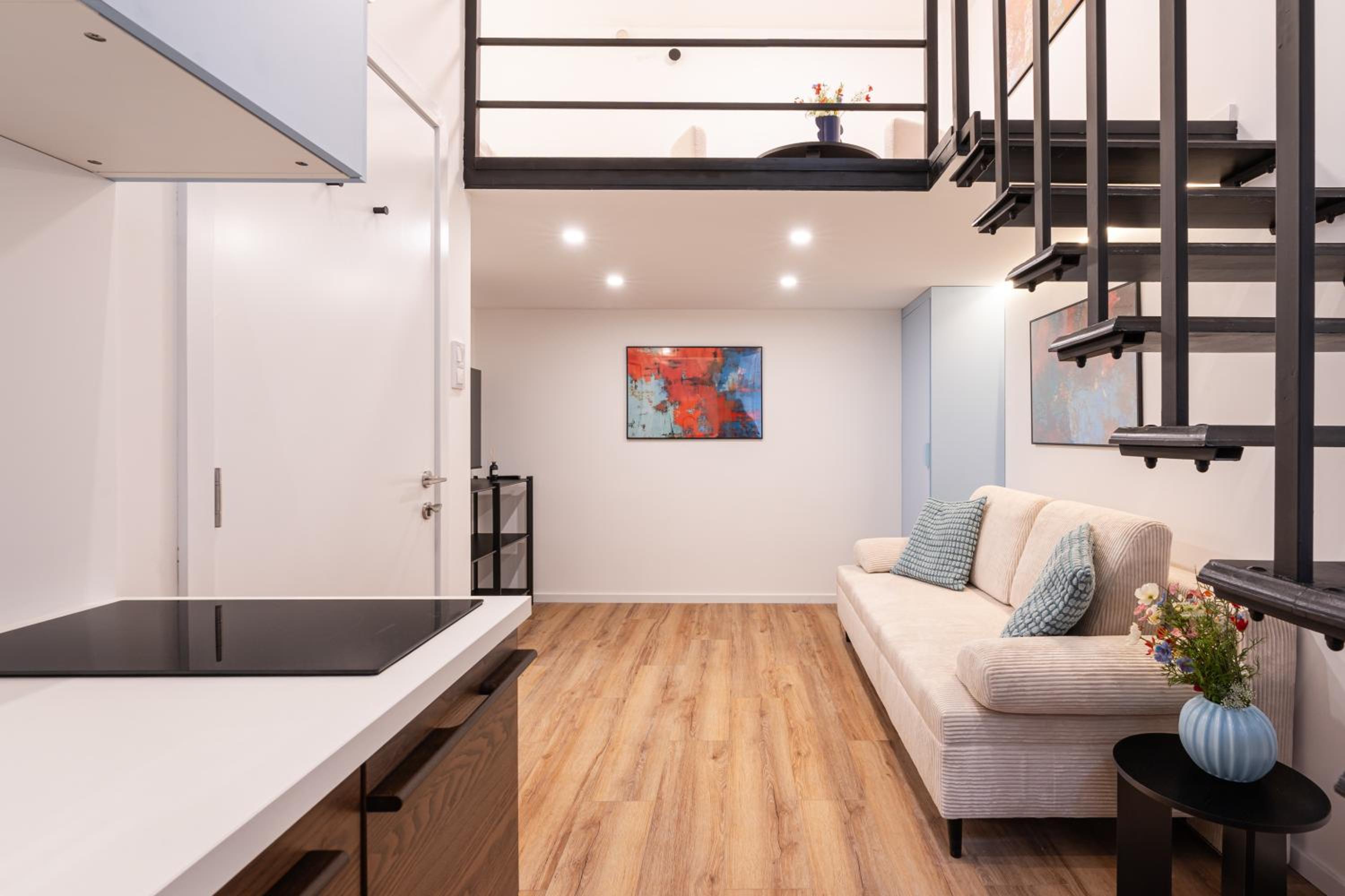Dob 70 - Boutique Apartments, Best Location by BQA
