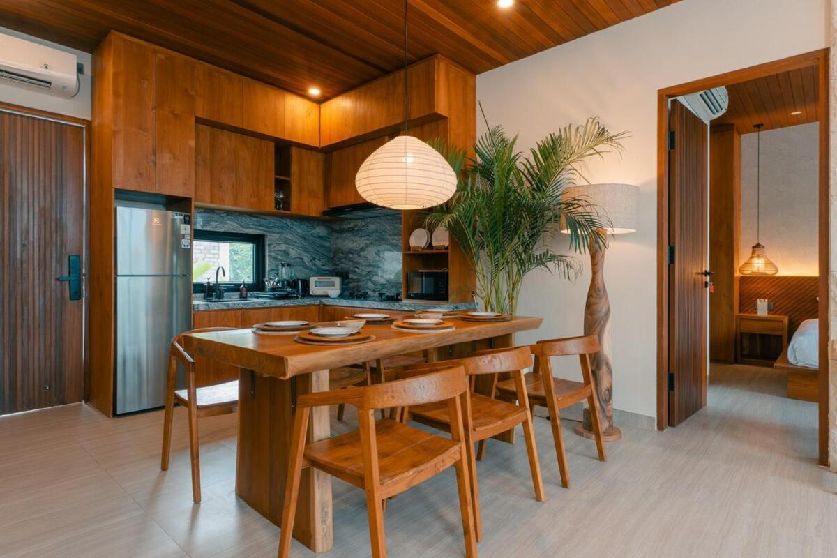 Tropical gadon villa 3BR Canggu