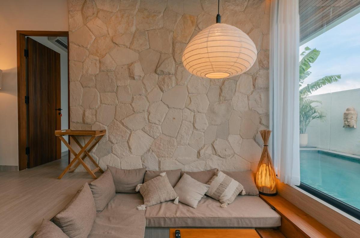 Tropical gadon villa 3BR Canggu