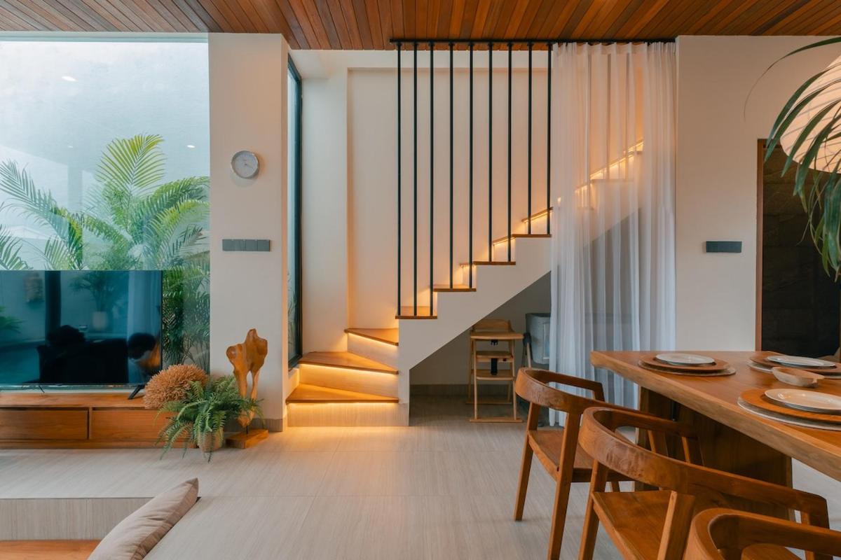 Tropical gadon villa 3BR Canggu