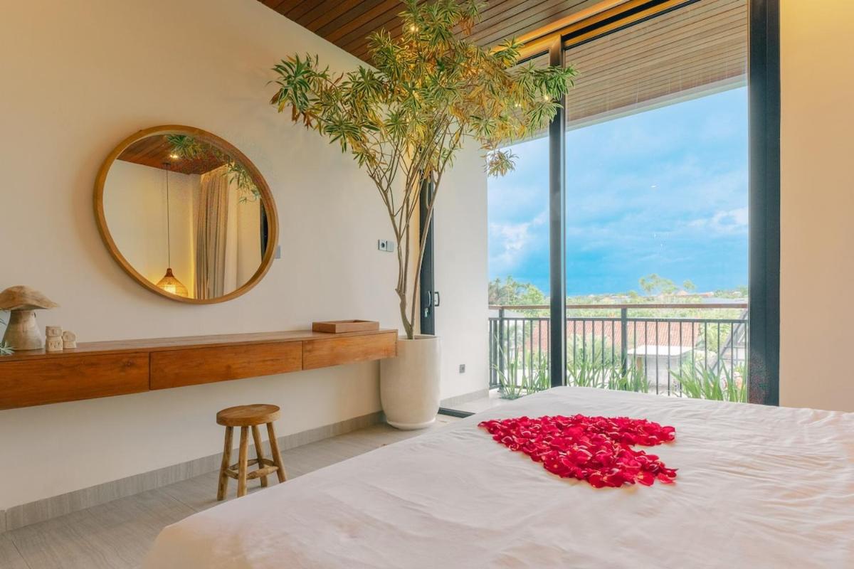 Tropical gadon villa 3BR Canggu