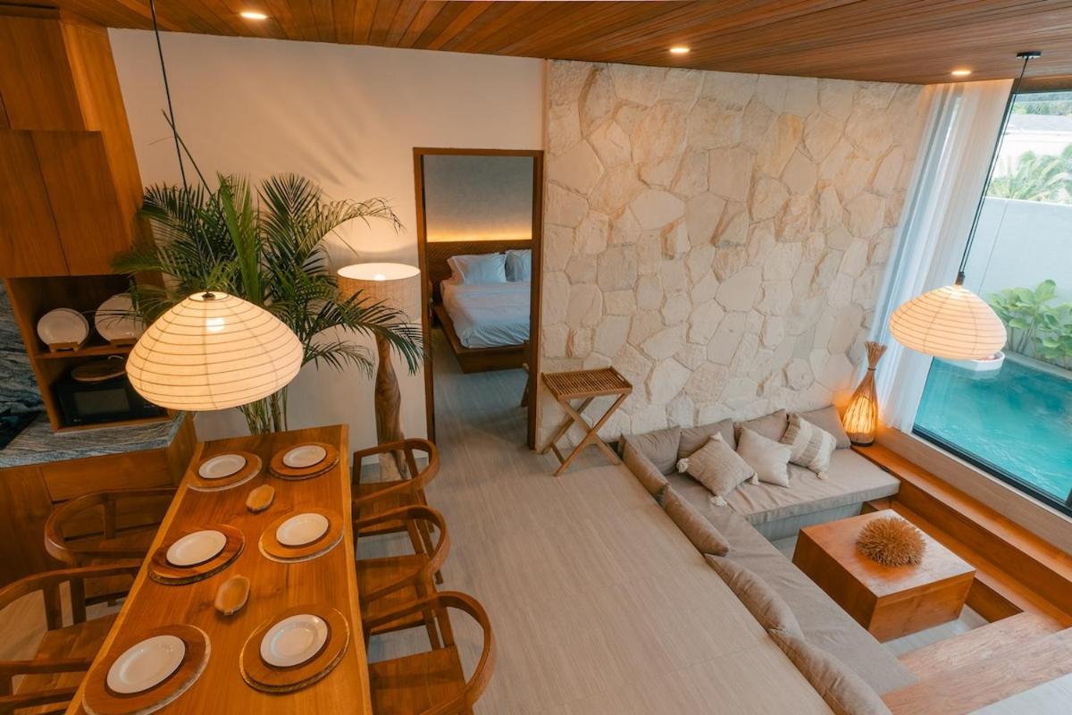 Tropical gadon villa 3BR Canggu