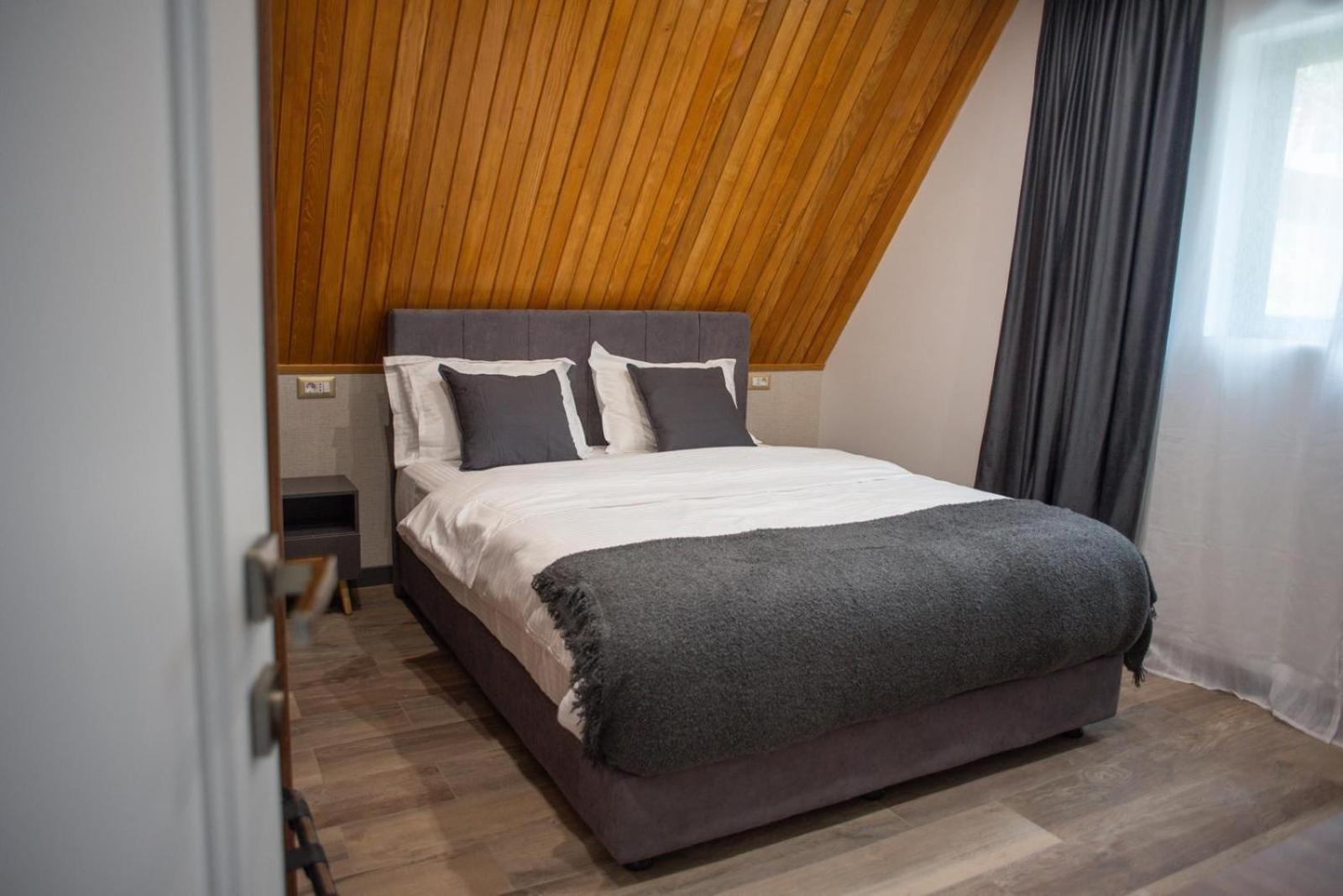AVA Chalet