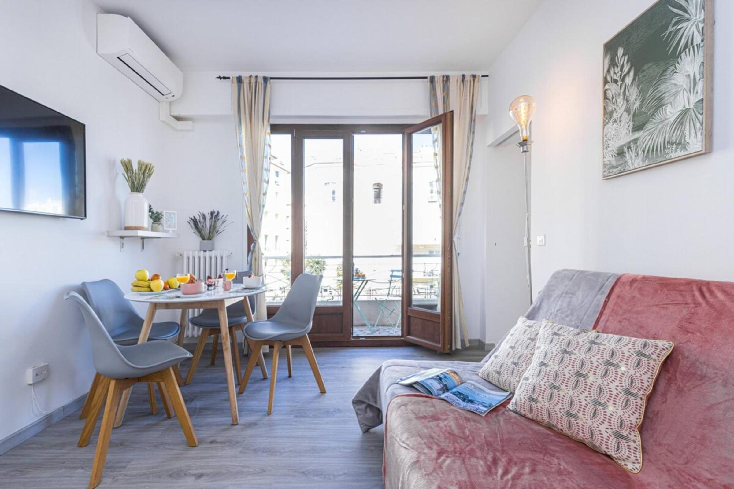 MY CASA - BUFFA 21 - 2min from the Sea - Terrace