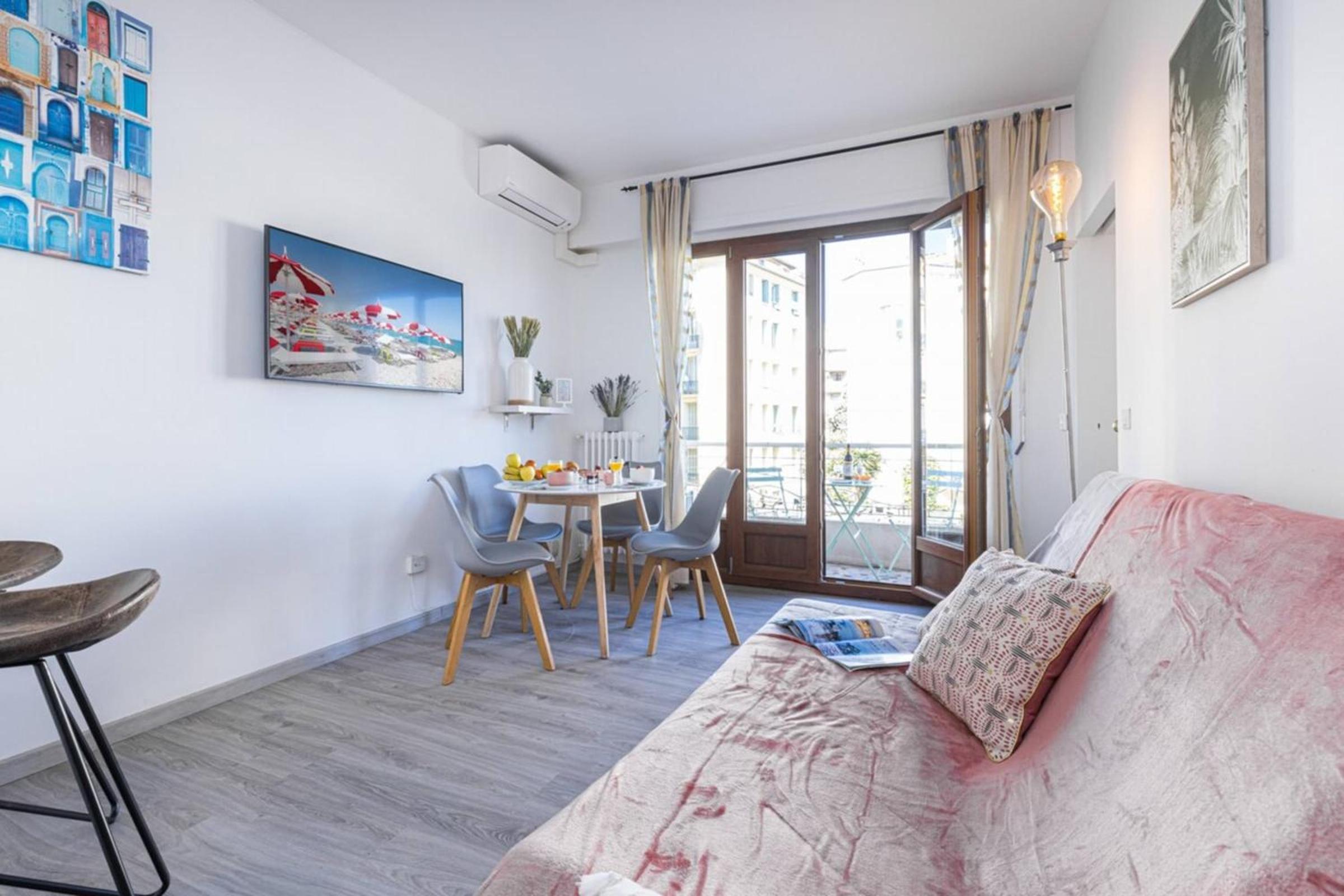 MY CASA - BUFFA 21 - 2min from the Sea - Terrace