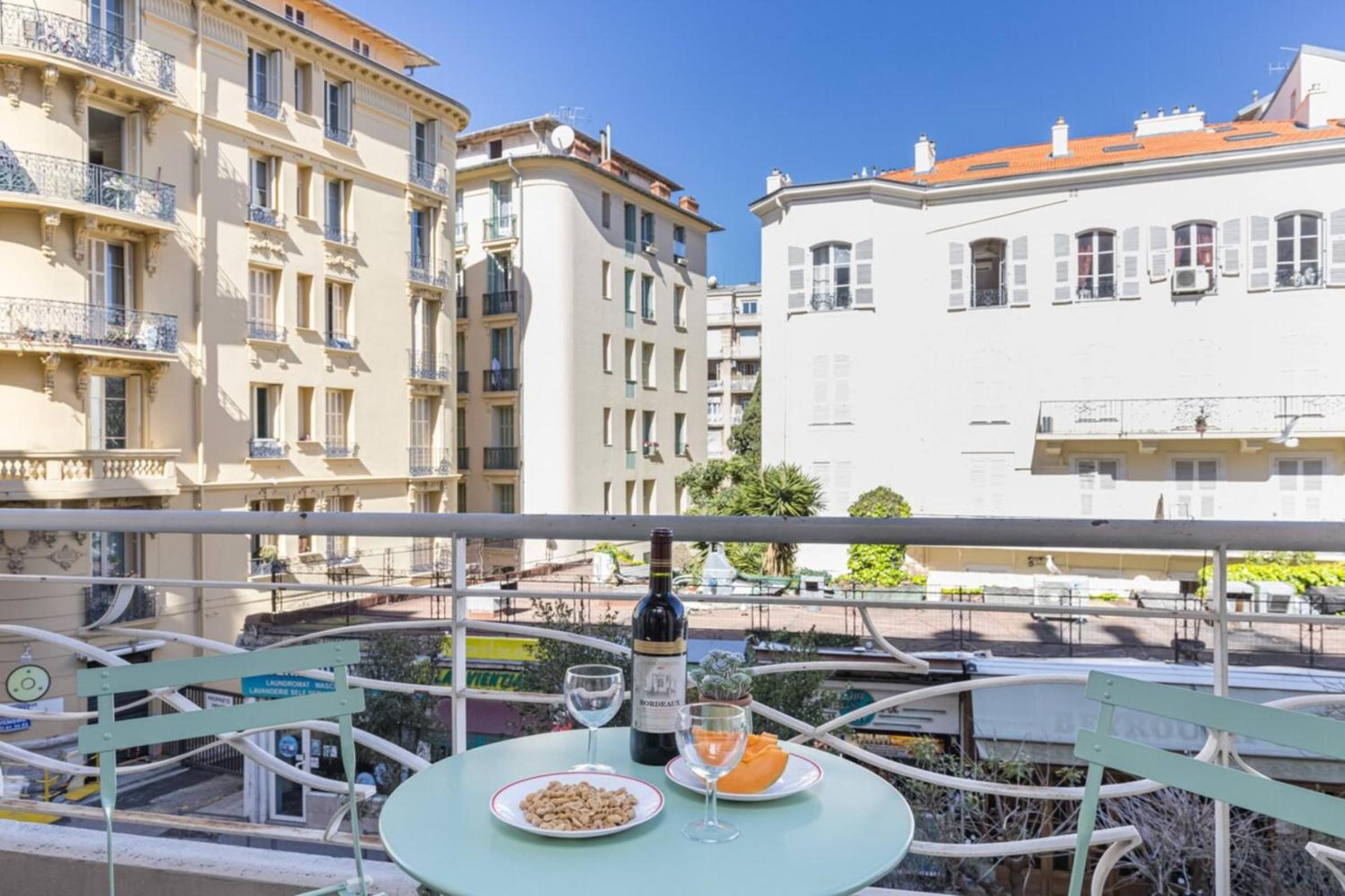 MY CASA - BUFFA 21 - 2min from the Sea - Terrace