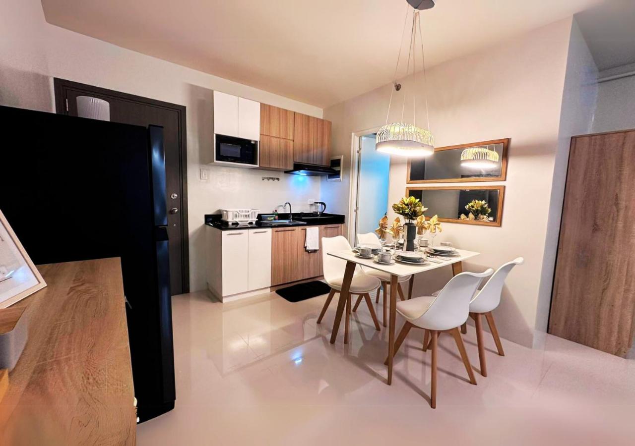 Open Studio with a Balcony & FREE Private Pool, Gym & Parking - B2 2Garnet