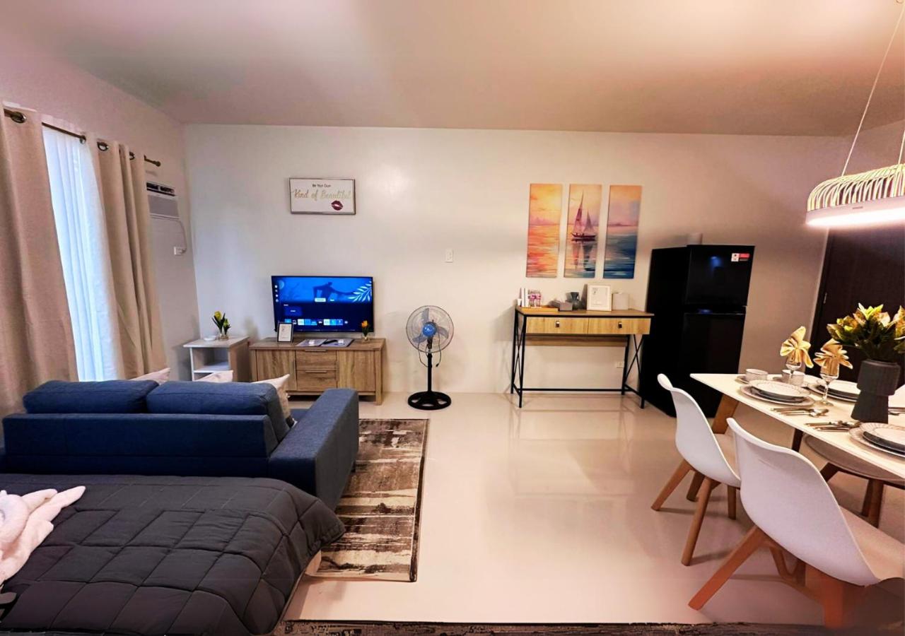Open Studio with a Balcony & FREE Private Pool, Gym & Parking - B2 2Garnet