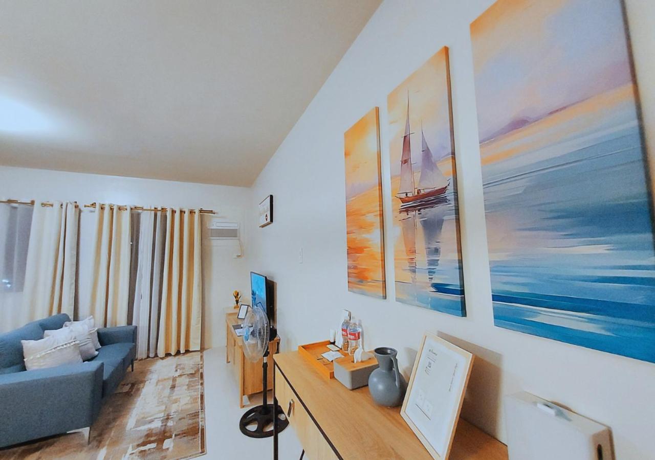 Open Studio with a Balcony & FREE Private Pool, Gym & Parking - B2 2Garnet