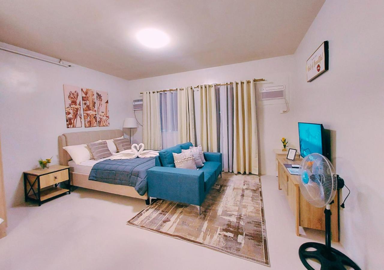 Open Studio with a Balcony & FREE Private Pool, Gym & Parking - B2 2Garnet