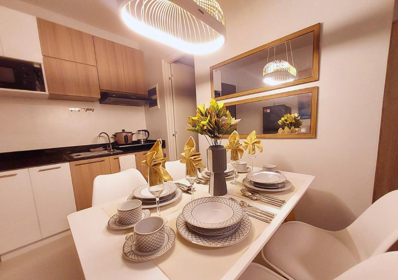 Open Studio with a Balcony & FREE Private Pool, Gym & Parking - B2 2Garnet