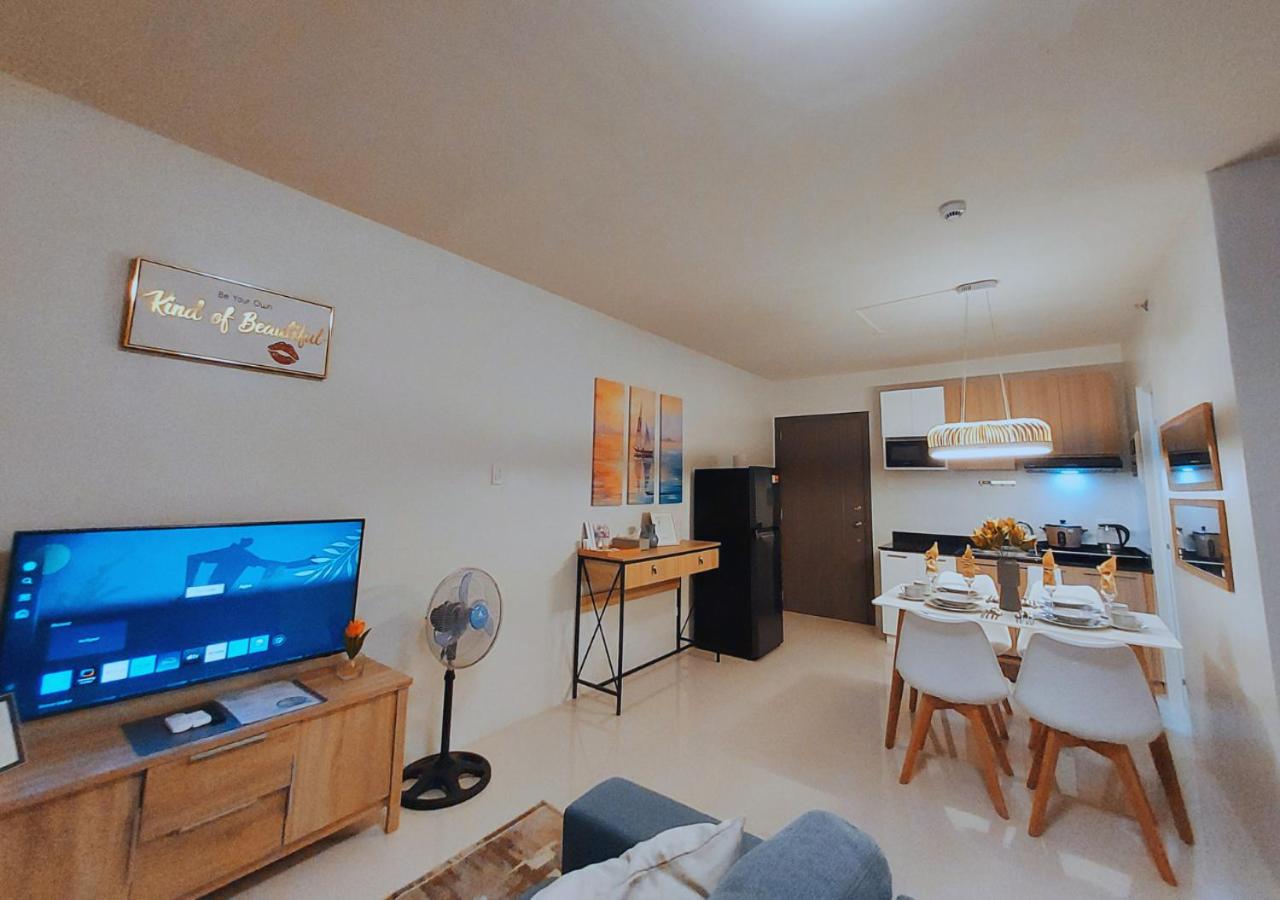Open Studio with a Balcony & FREE Private Pool, Gym & Parking - B2 2Garnet