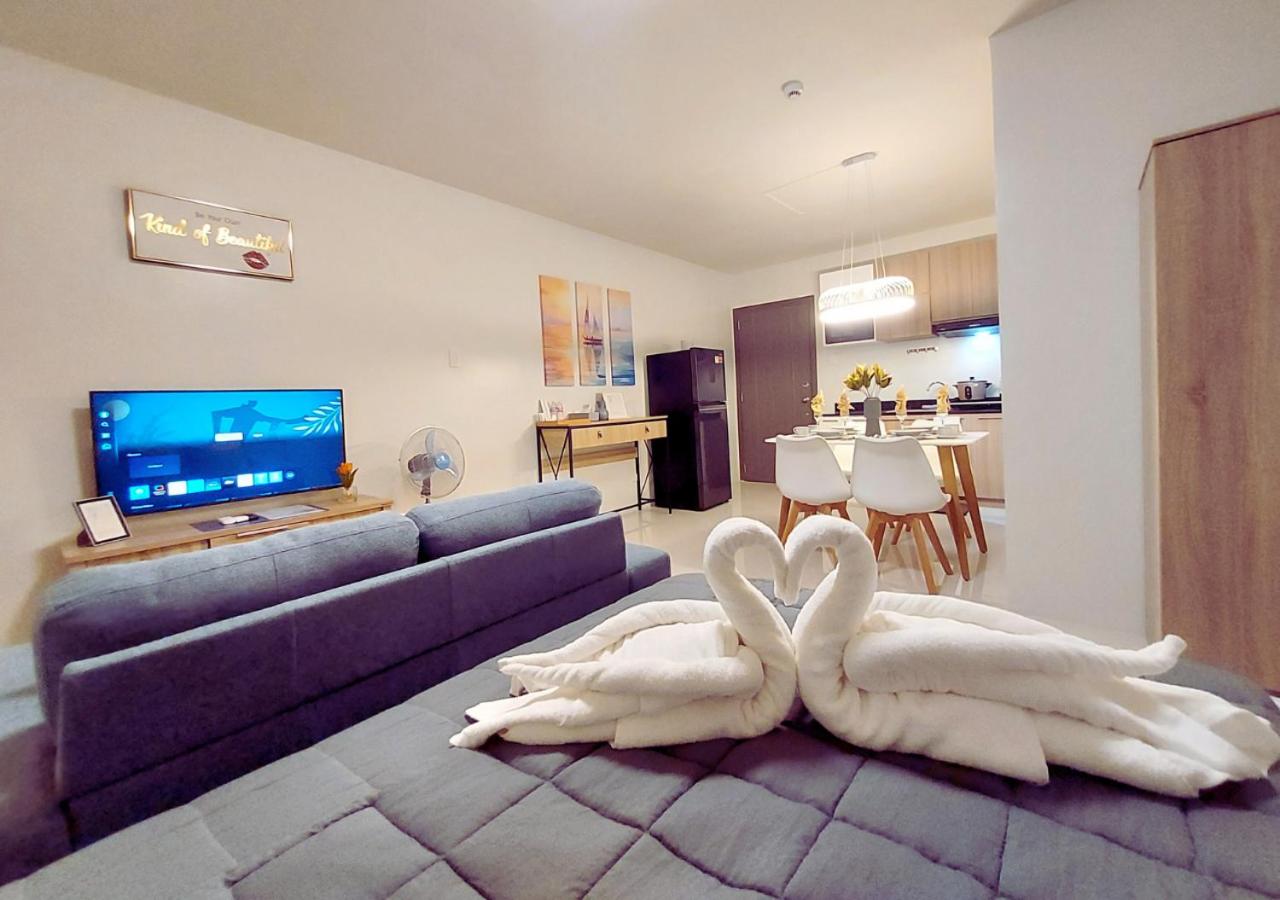 Open Studio with a Balcony & FREE Private Pool, Gym & Parking - B2 2Garnet