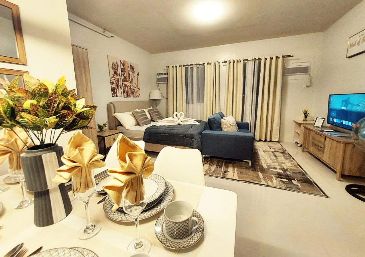 Open Studio with a Balcony & FREE Private Pool, Gym & Parking - B2 2Garnet