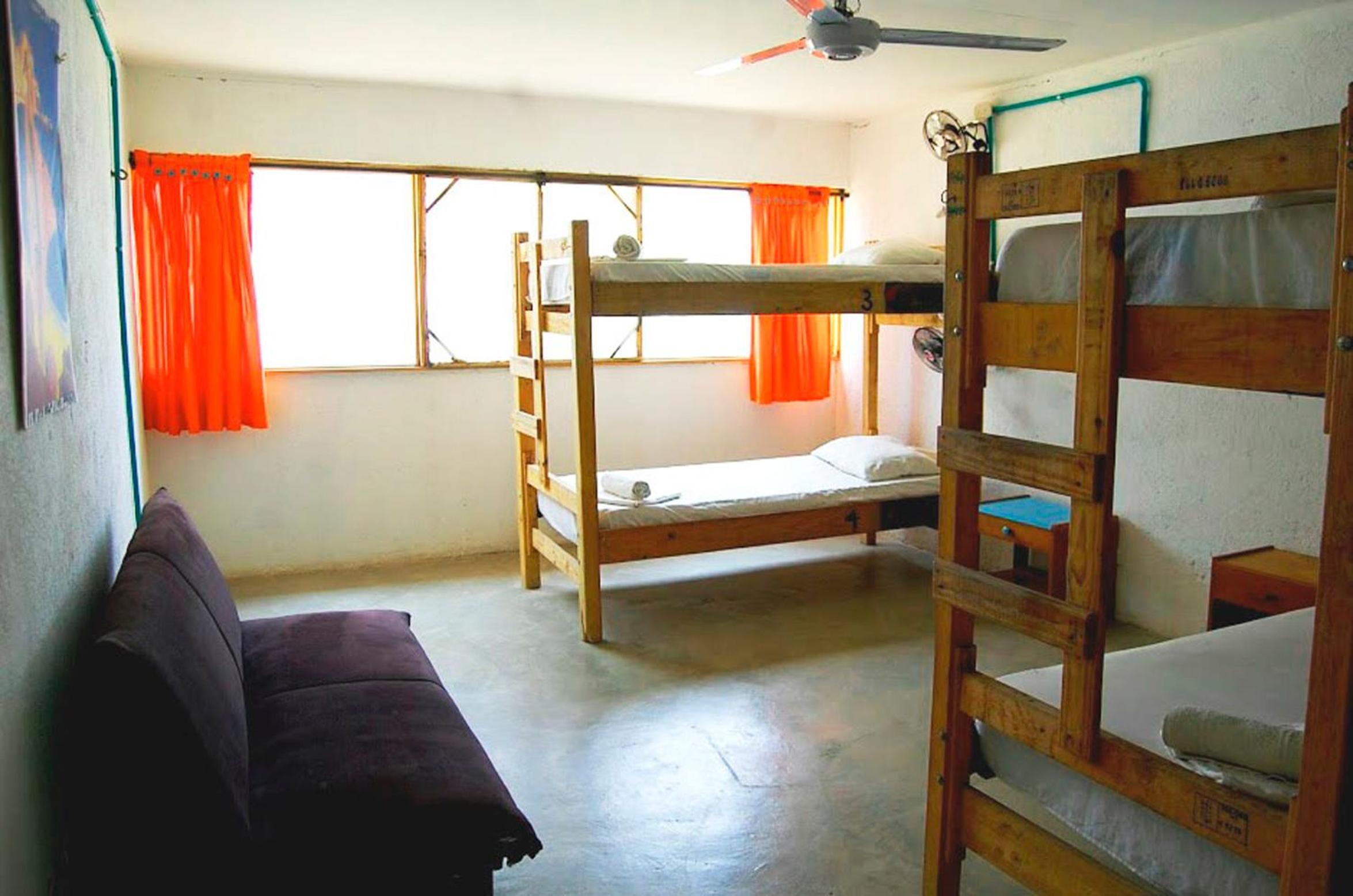Playa del Ritmo Beach Hostel & Bar - Adults Only