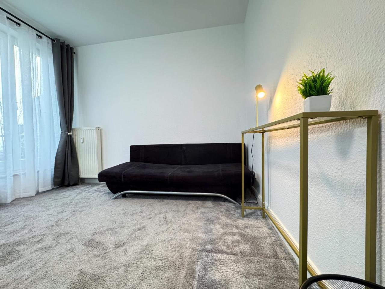 HolidayHome Apartments I Amazing 100sqm in Berlin-Friedrichshain