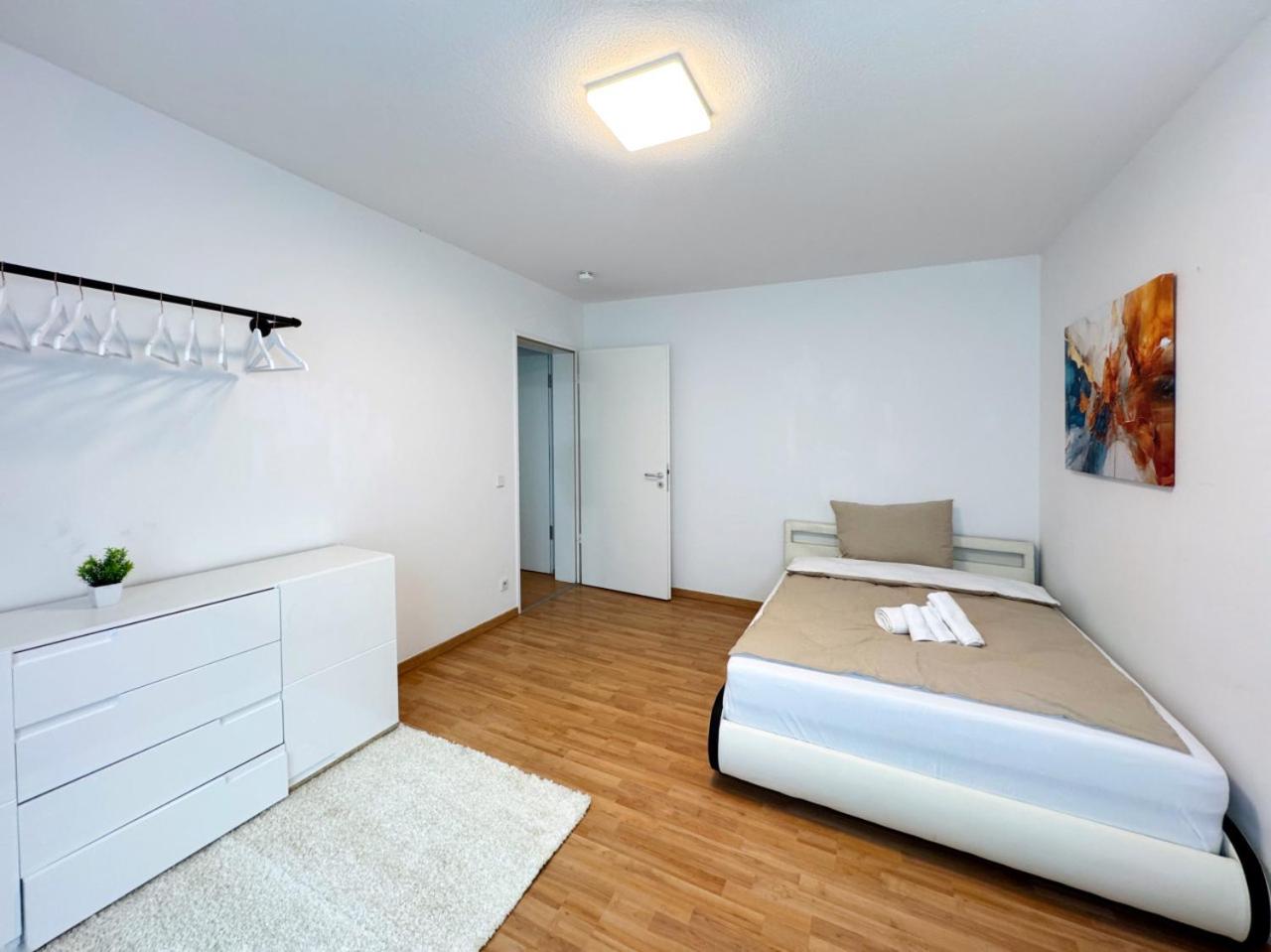 HolidayHome Apartments I Amazing 100sqm in Berlin-Friedrichshain