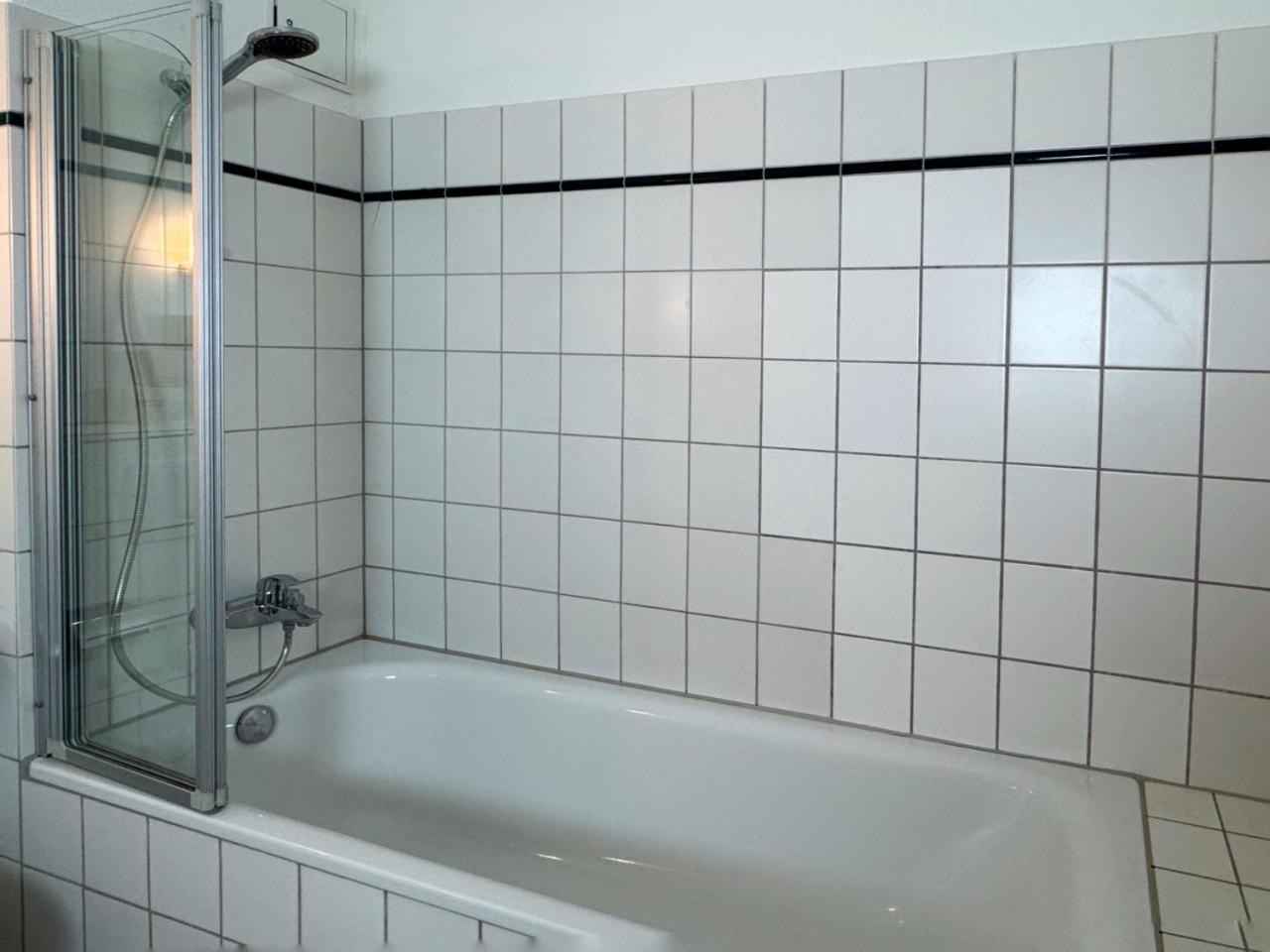 HolidayHome Apartments I Amazing 100sqm in Berlin-Friedrichshain