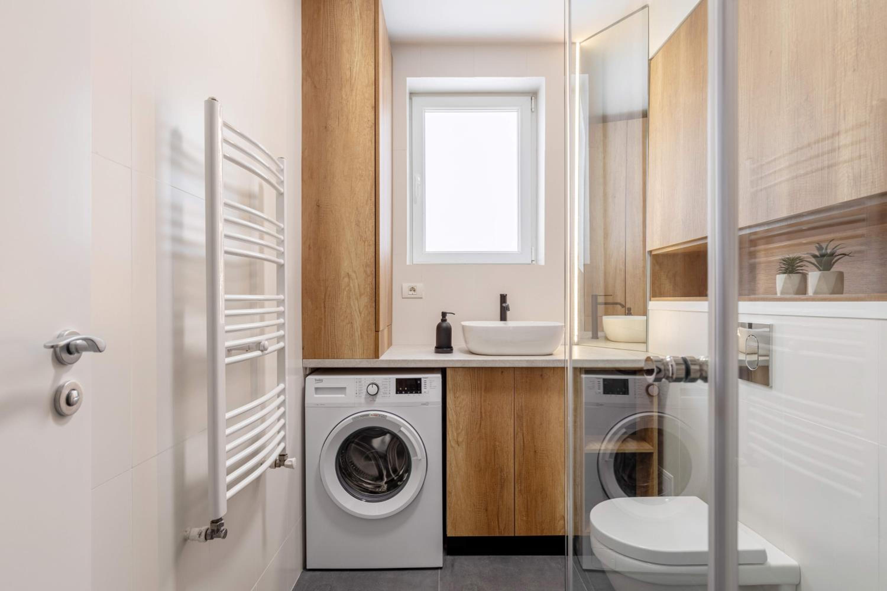 Urban 1BR Loft Residences - Modern Comfort in Bucharest Center
