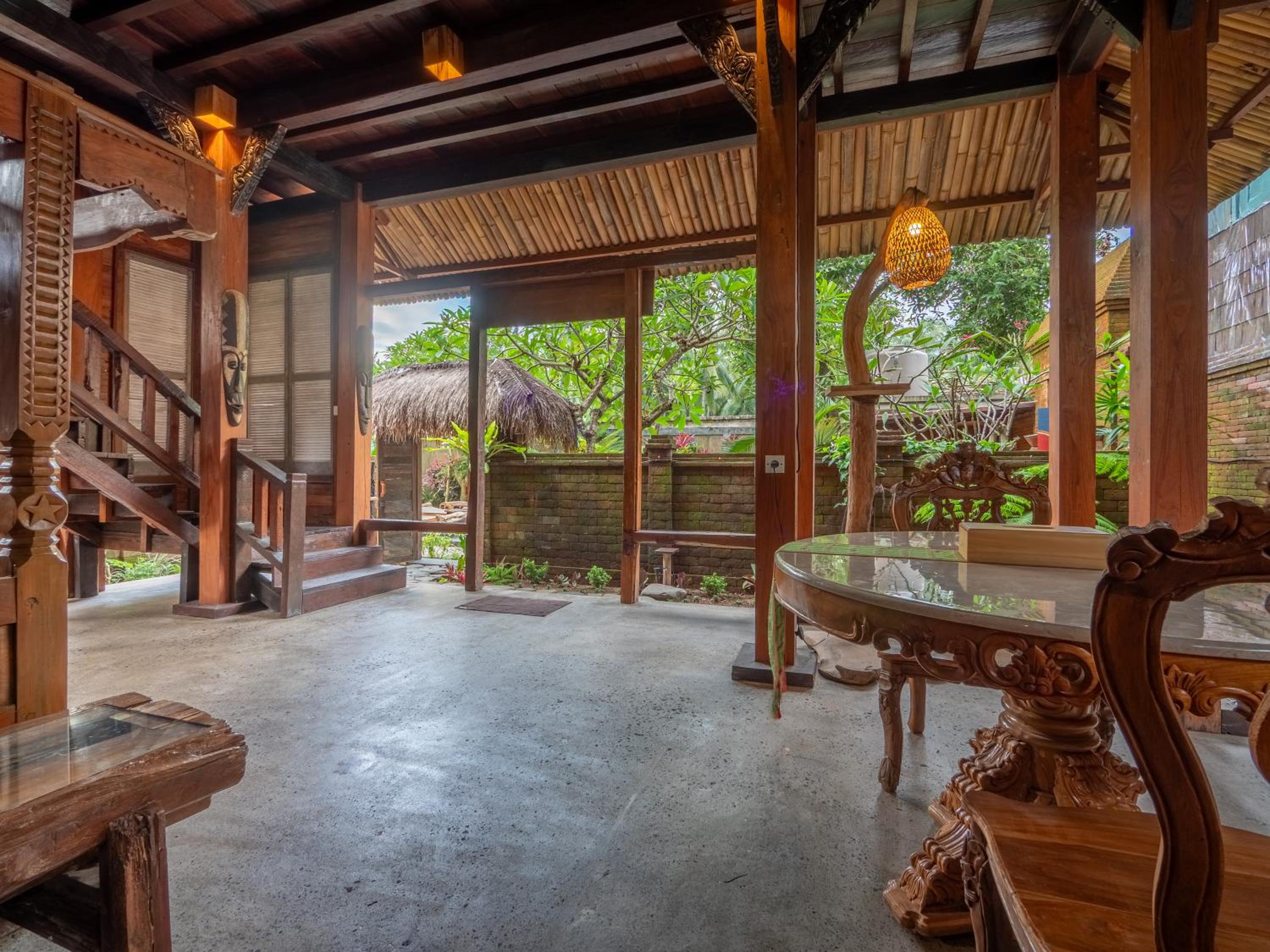 Aruna Jayanti Villa