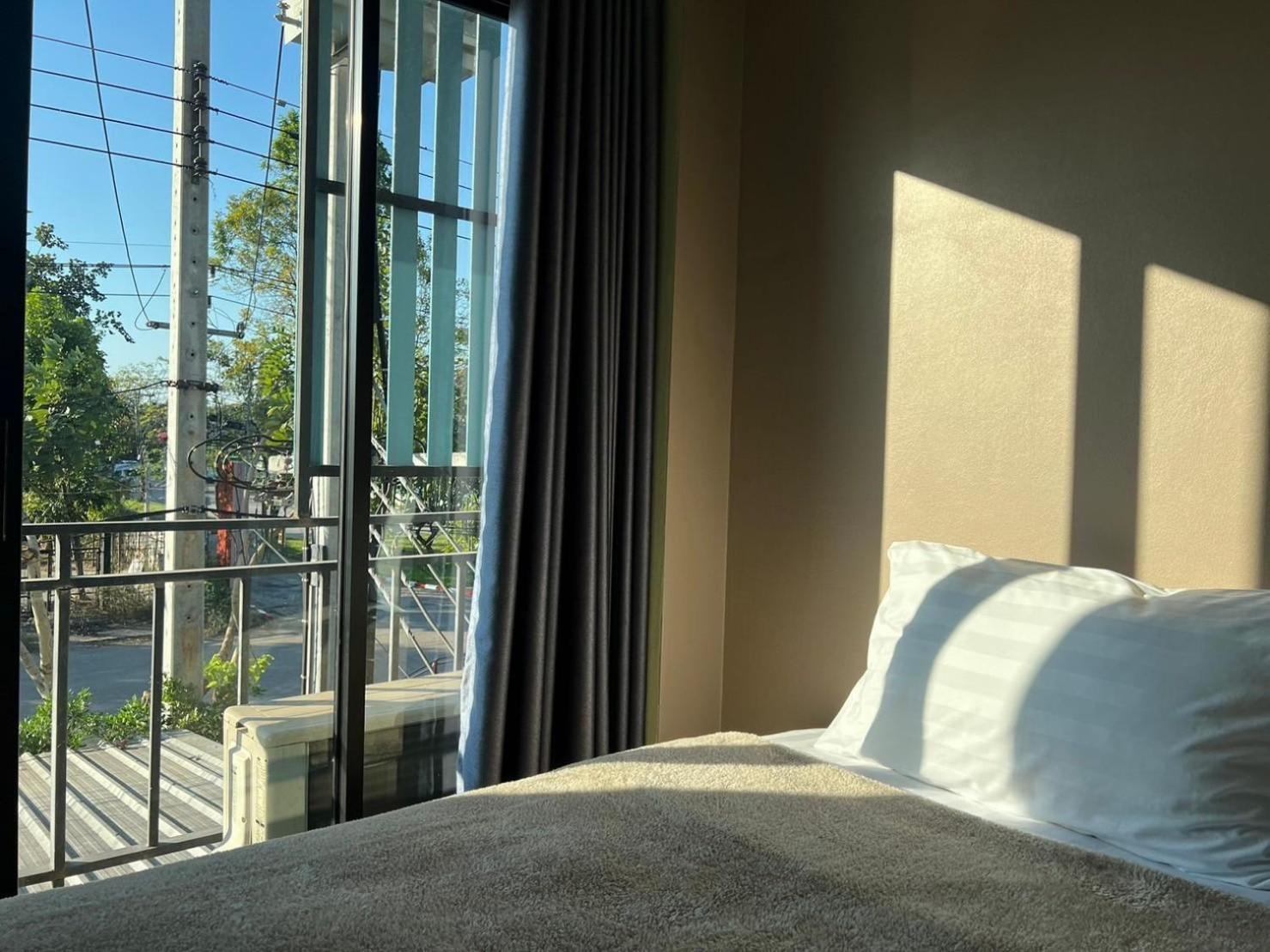 V Tharm Hotel