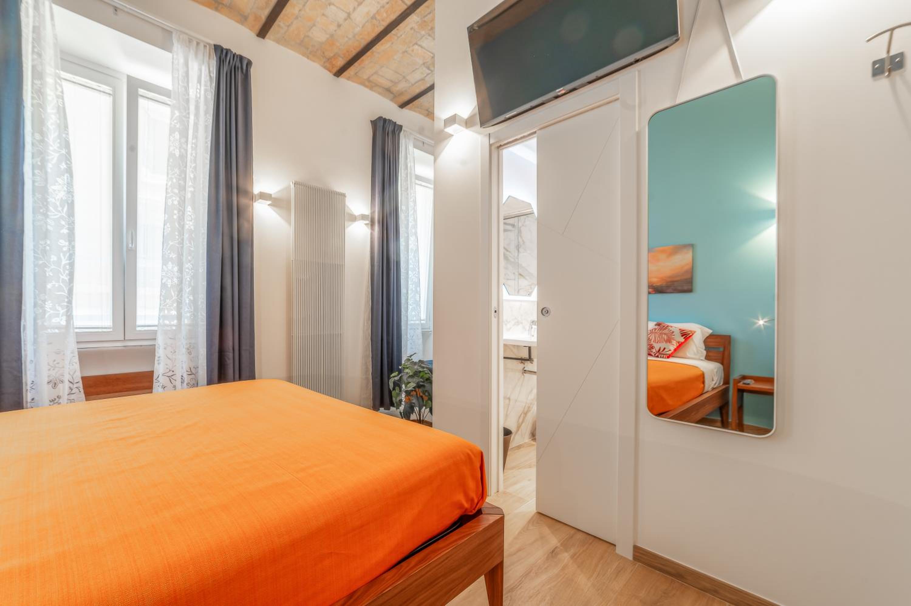 Luxury Vatican Rooms - next to the Vatican Museum