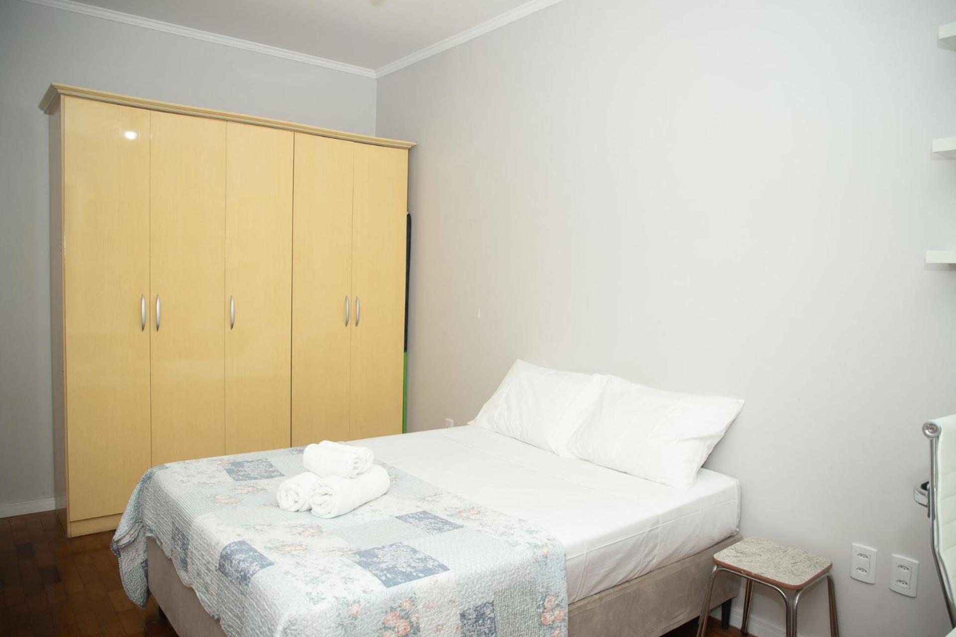 Apto Próx. ao Shopping Praia de Belas RS BZ1097