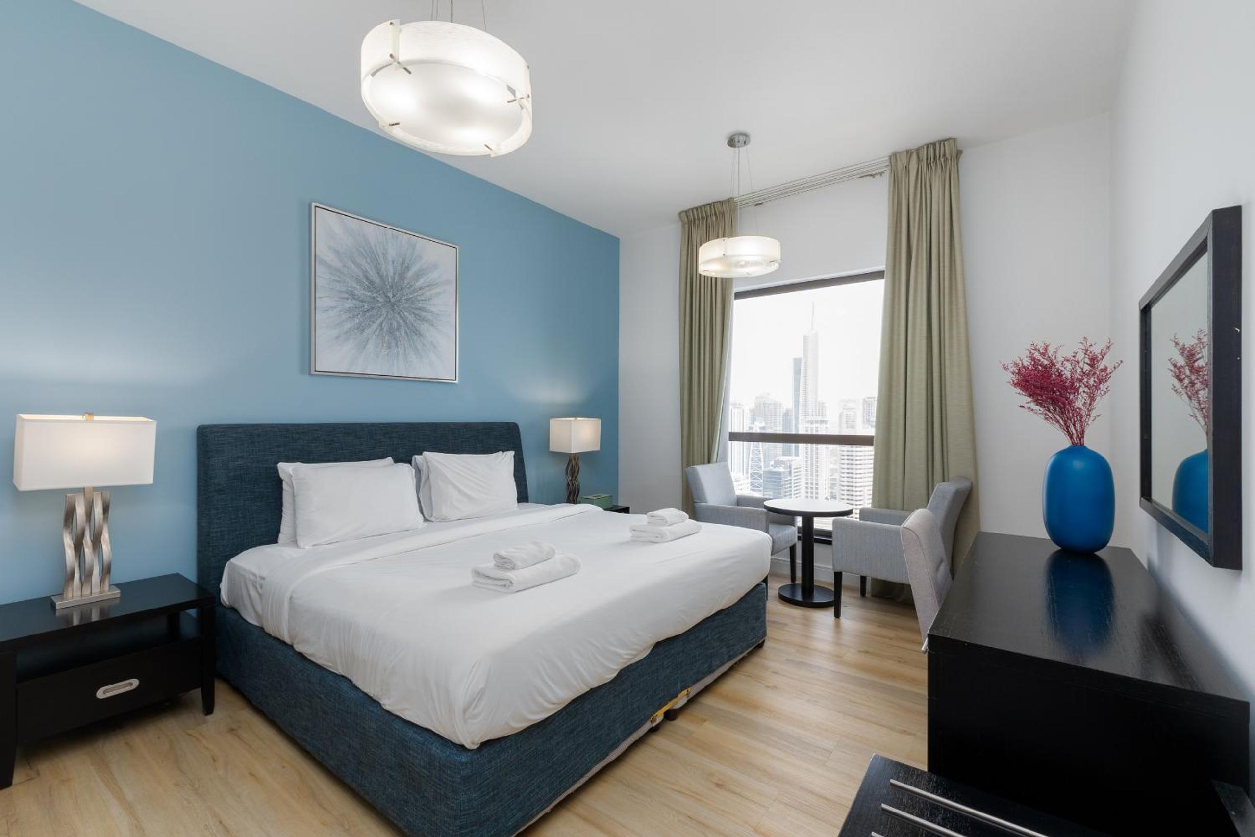 Shams 1, Jumeirah Beach Residence - Mint Stay