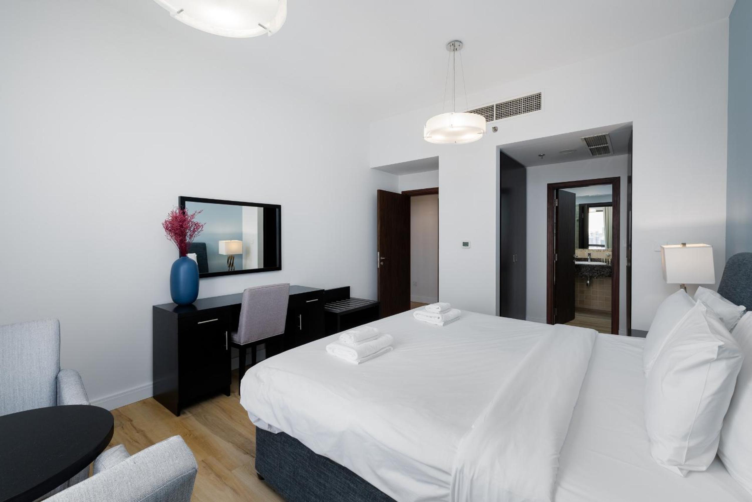 Shams 1, Jumeirah Beach Residence - Mint Stay