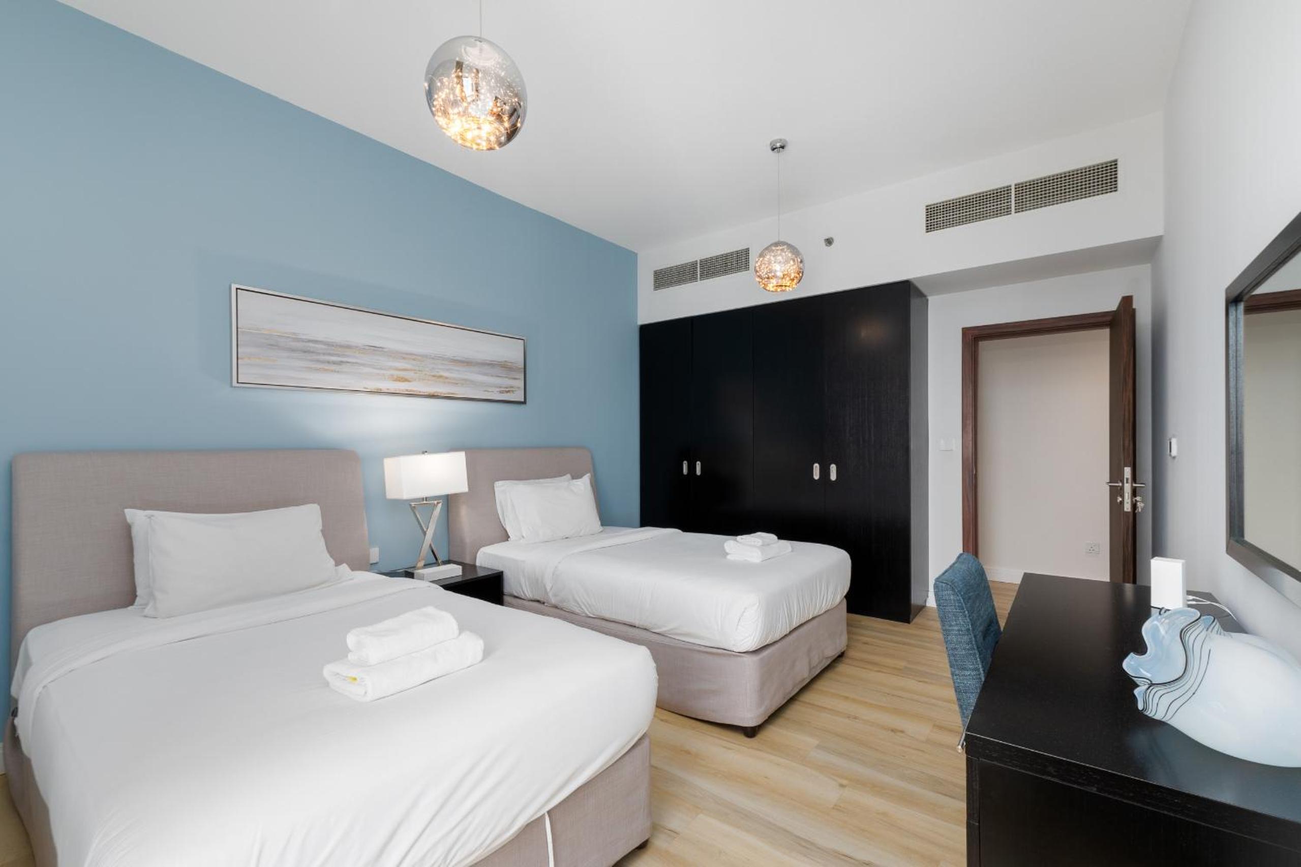 Shams 1, Jumeirah Beach Residence - Mint Stay