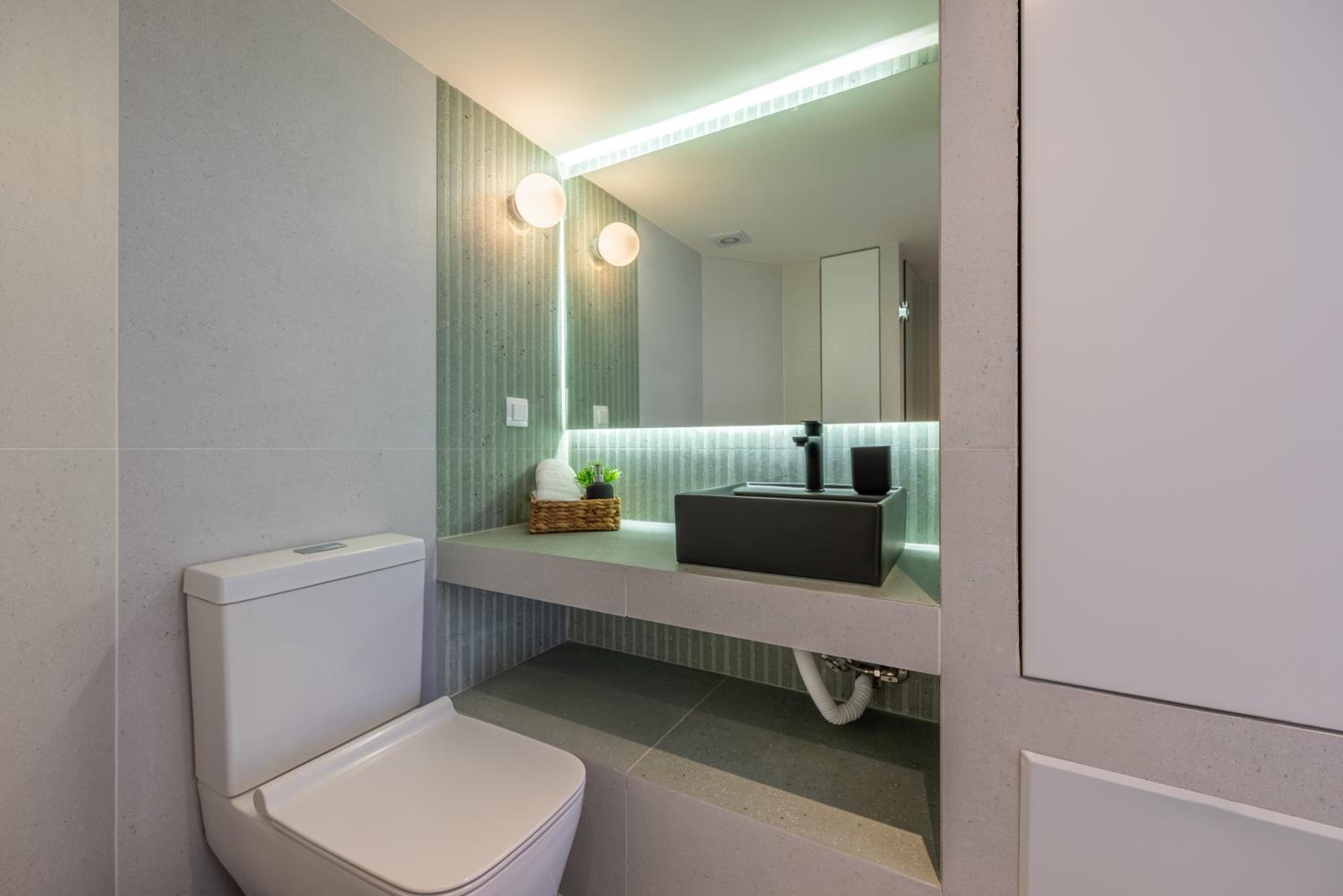 AthenianNest Sarri Boutique Studios Psyrri