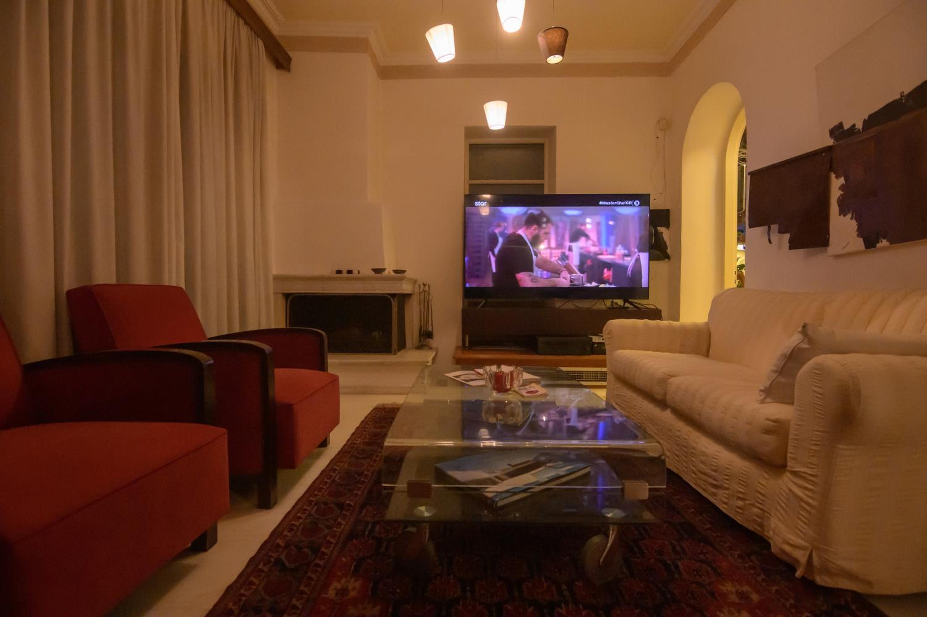 Blue Home, Luxury Villa with Pool in the City Centre