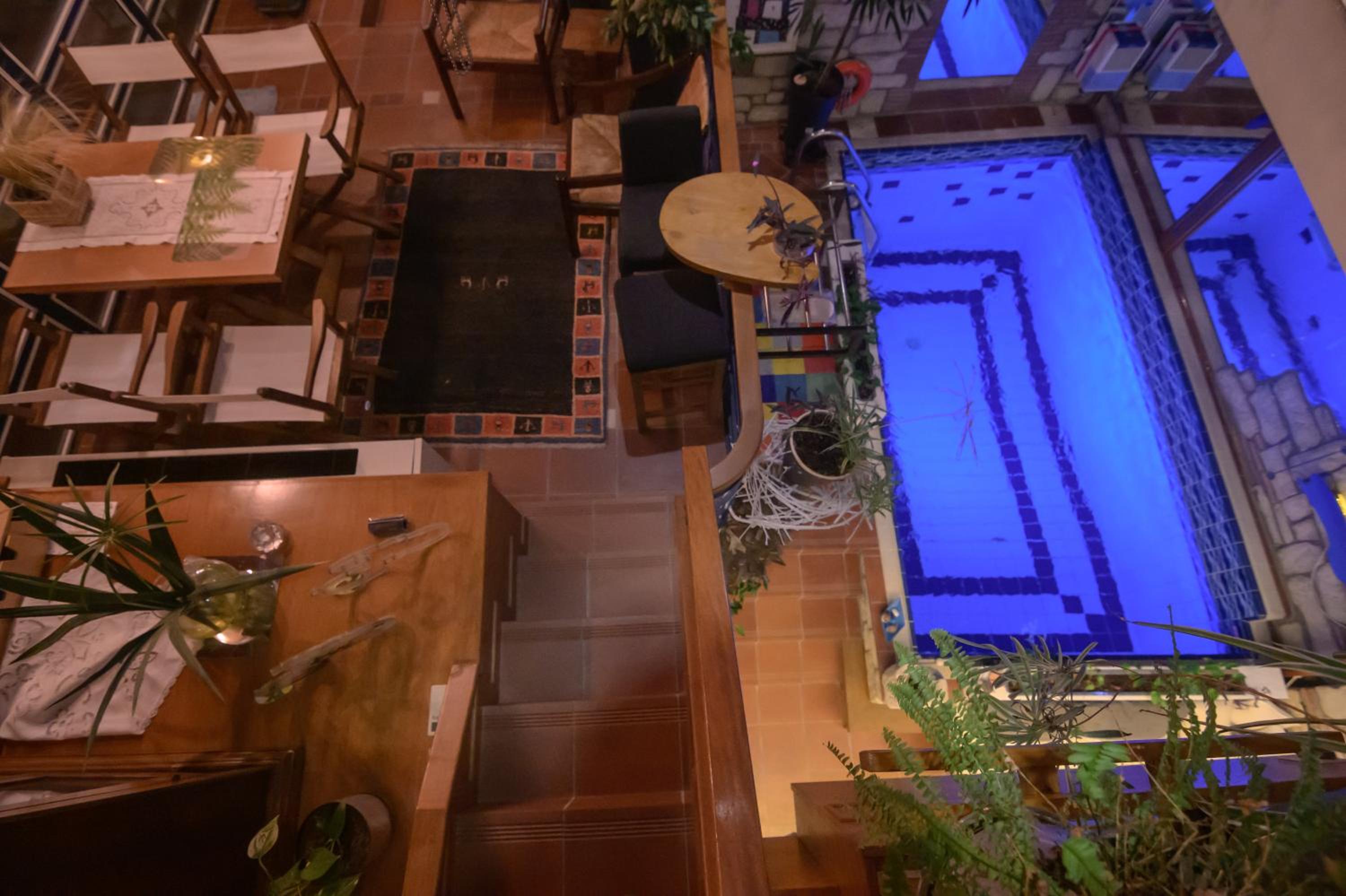 Blue Home, Luxury Villa with Pool in the City Centre