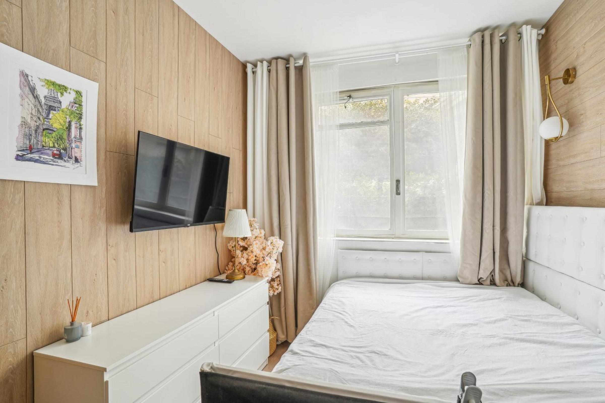 Place Victor Hugo - Mesnil 1bdr by B'Your Home