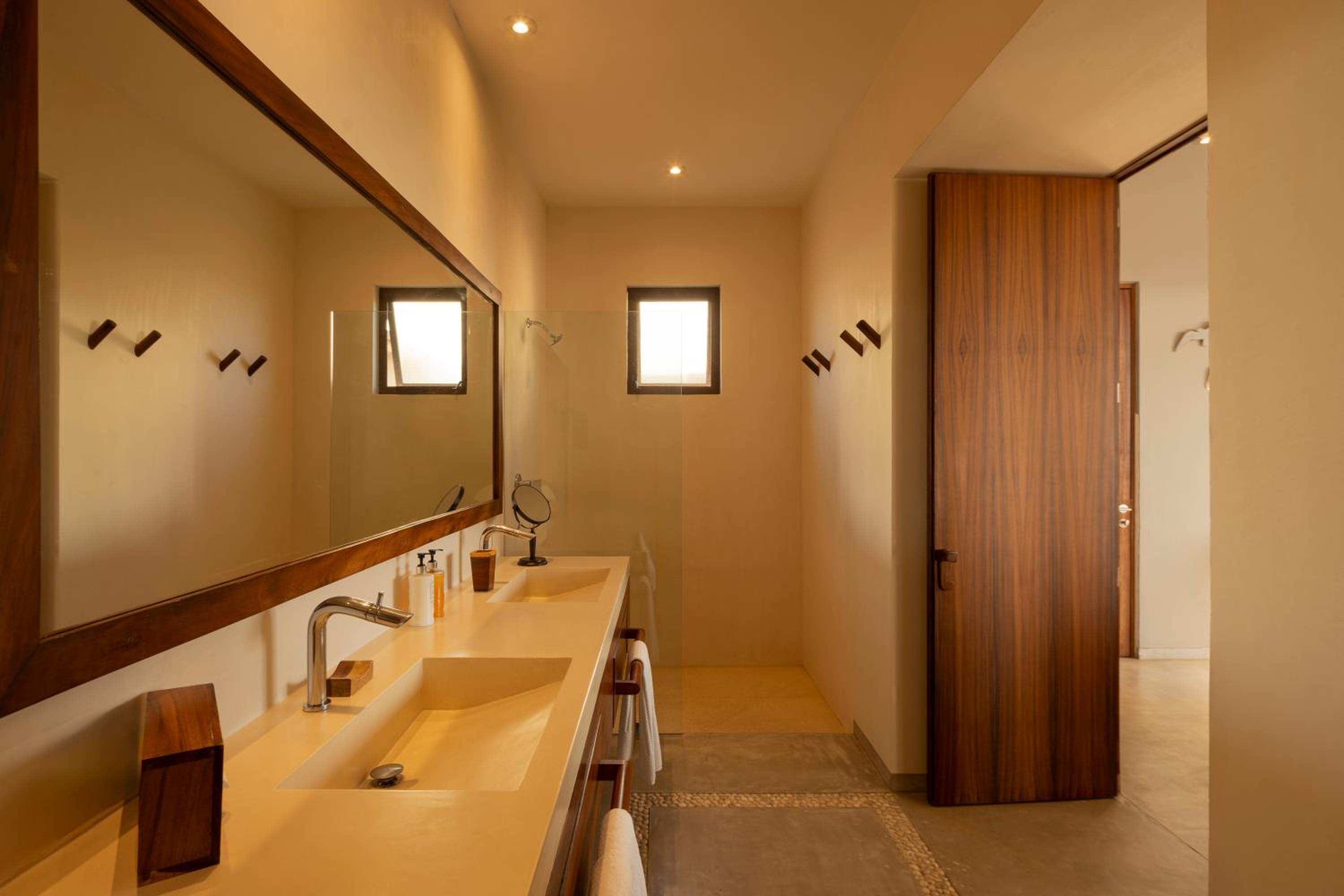 Marea Beachfront Villas
