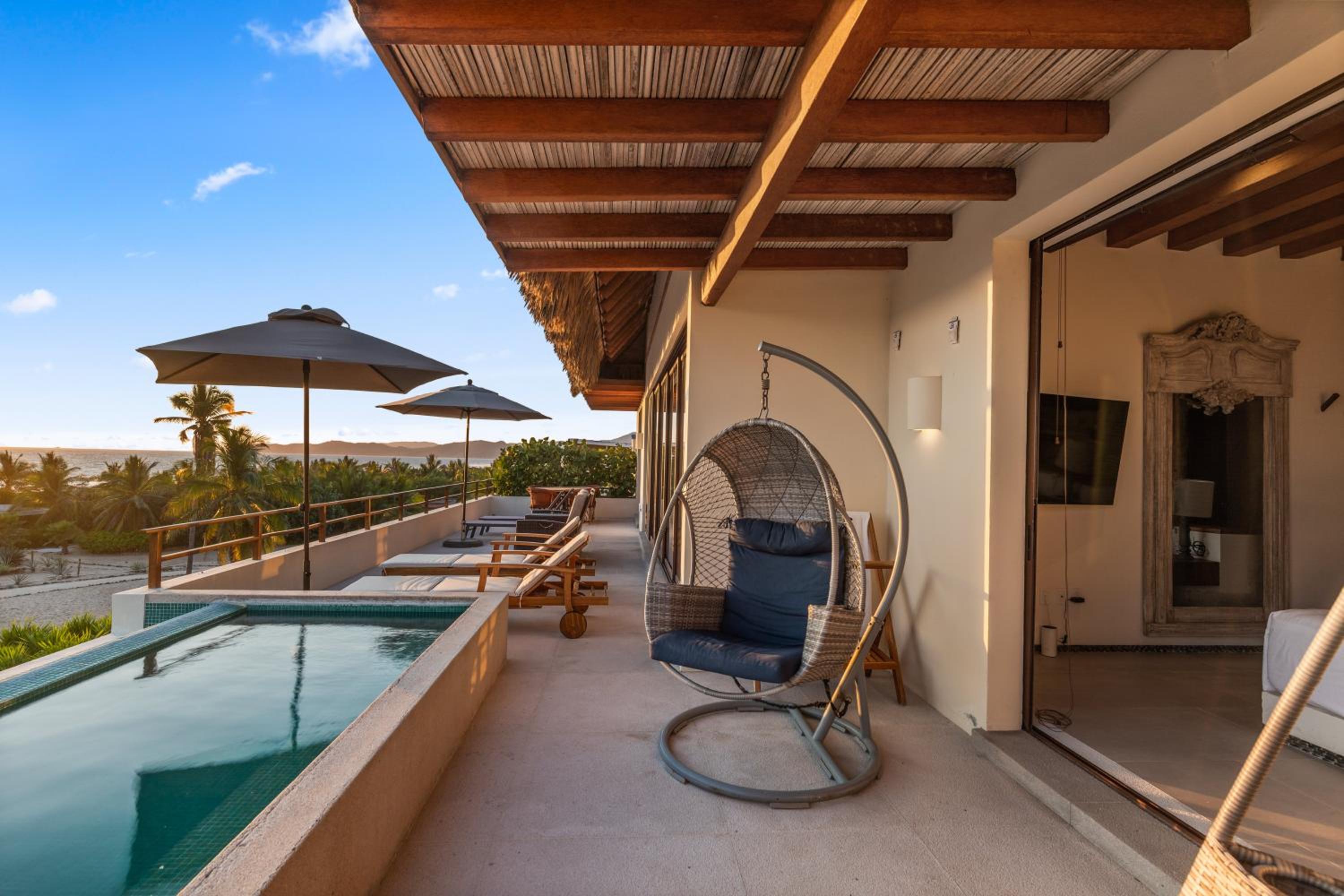 Marea Beachfront Villas