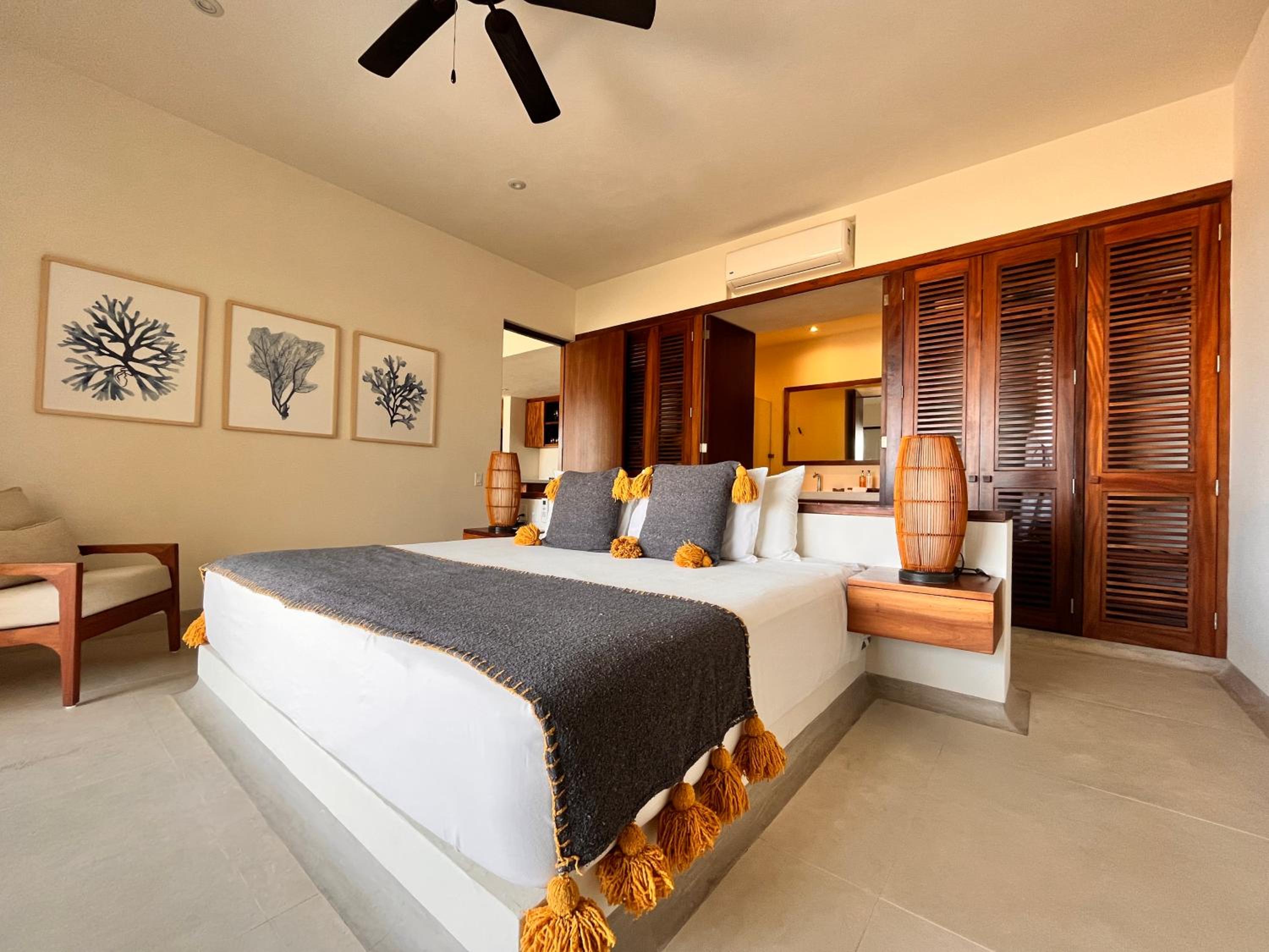 Marea Beachfront Villas