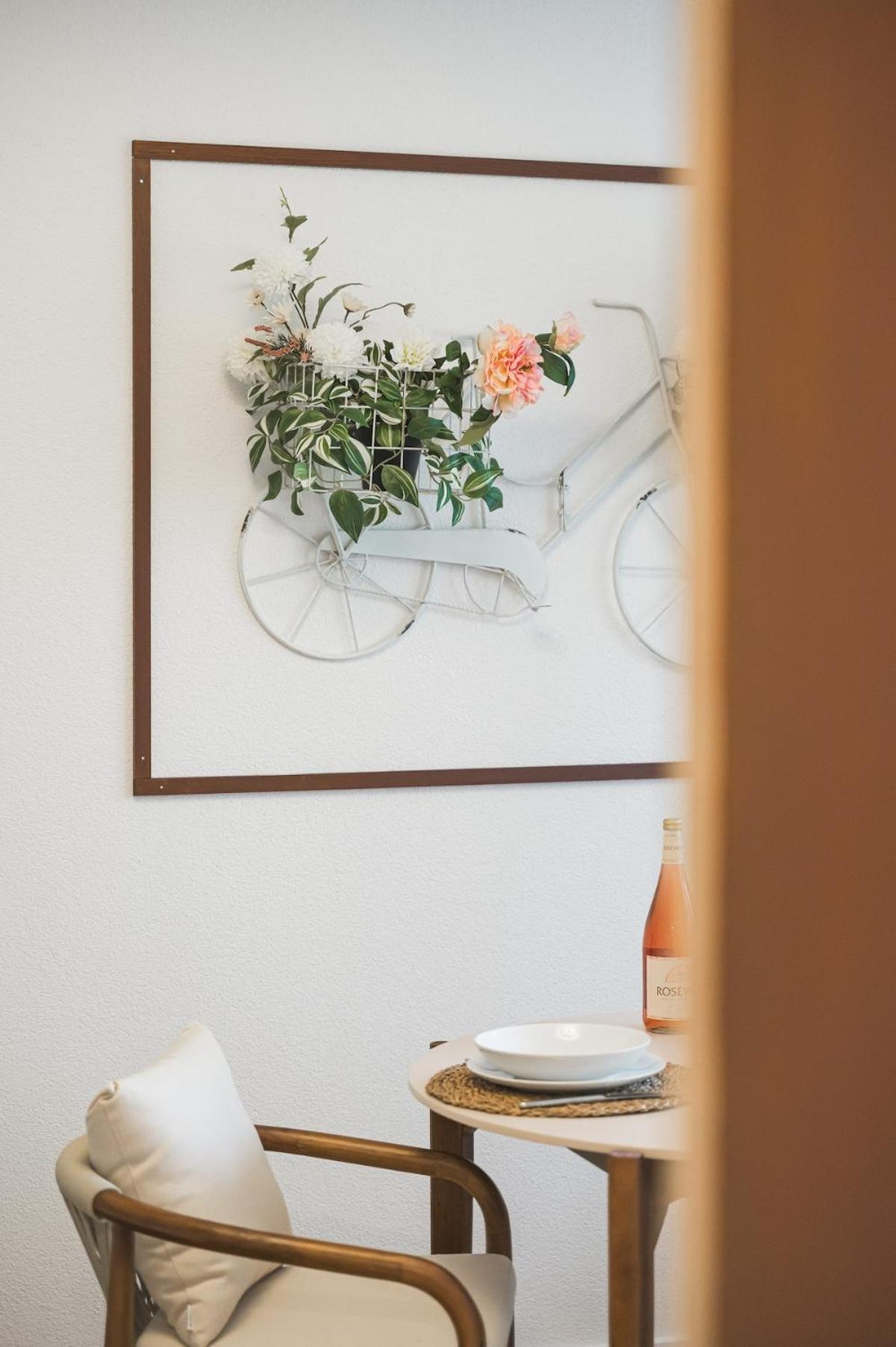 Black Forest Flower Apartment