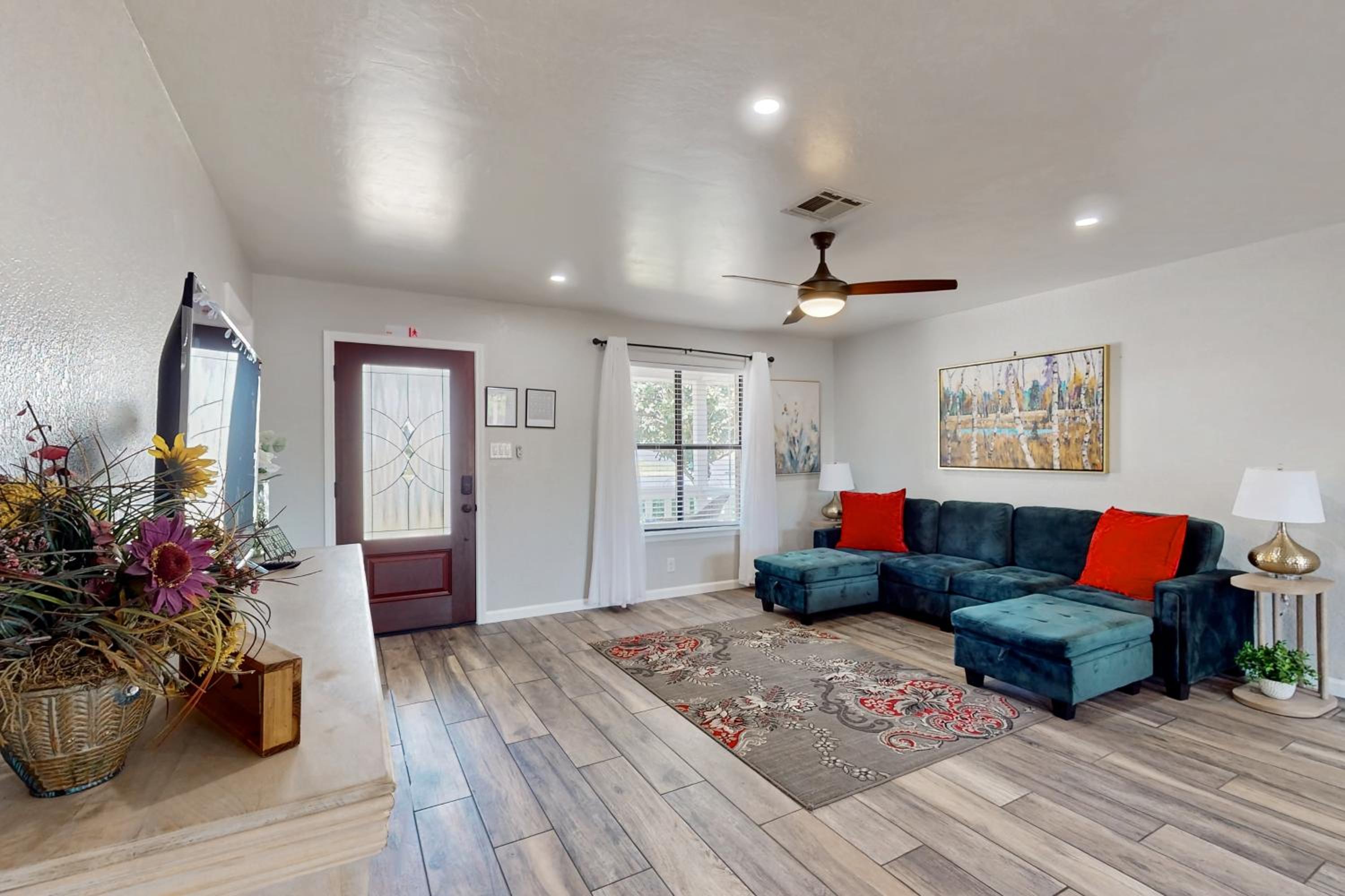 3BR Family-Friendly Home with Patio and BBQ