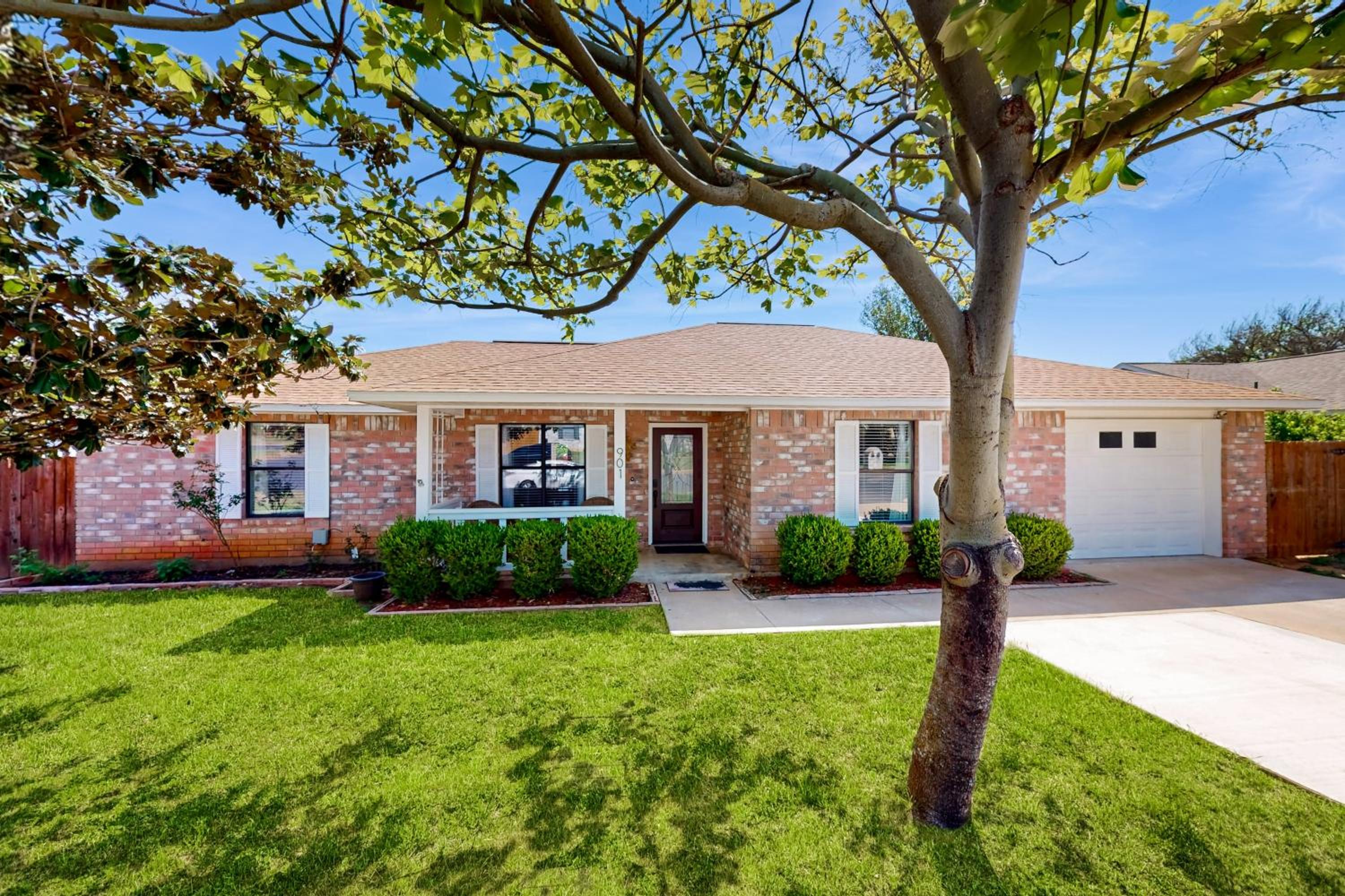 3BR Family-Friendly Home with Patio and BBQ